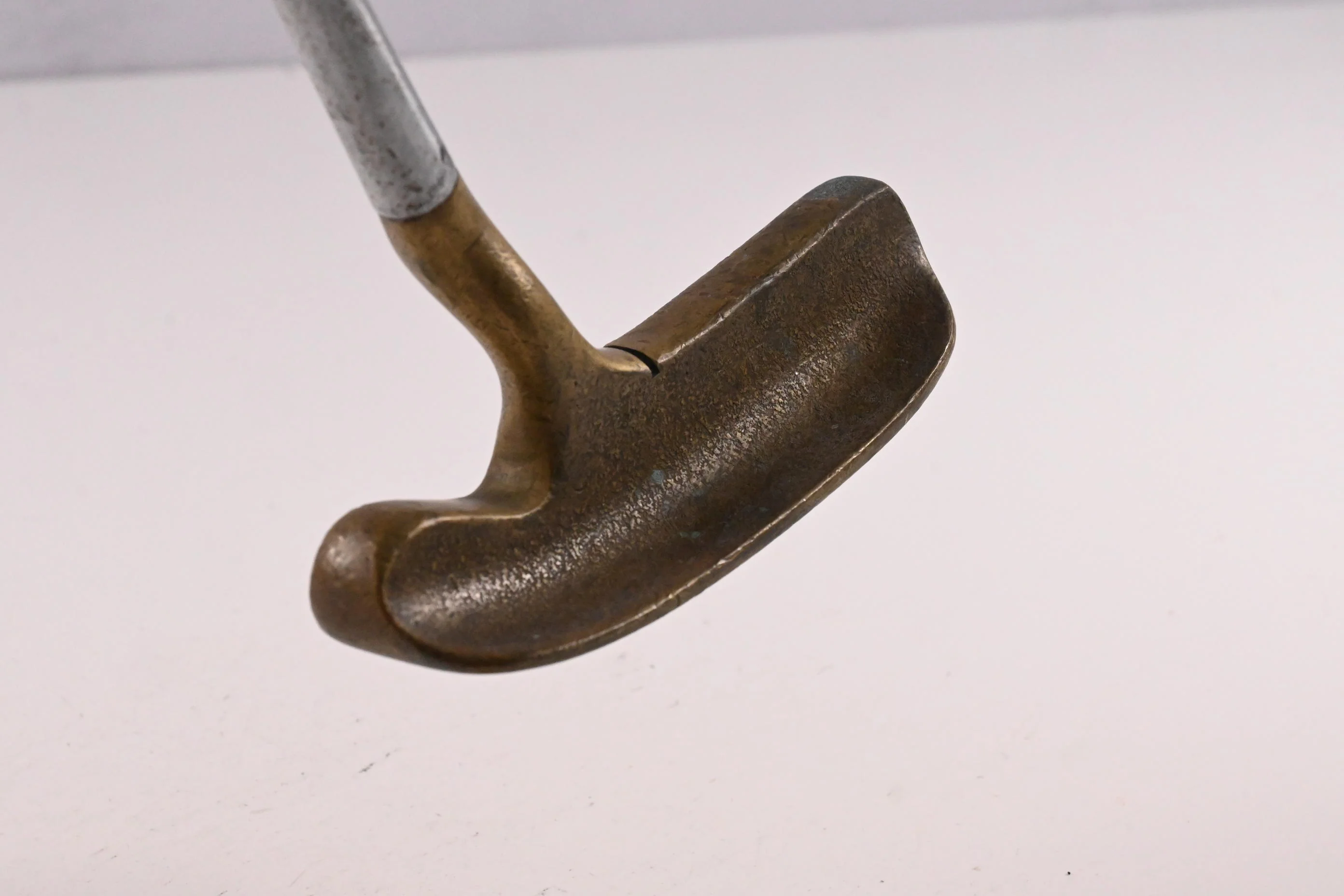 Acushnet Bullseye Wide Flange Offset Putter / 36 Inch - Image 3