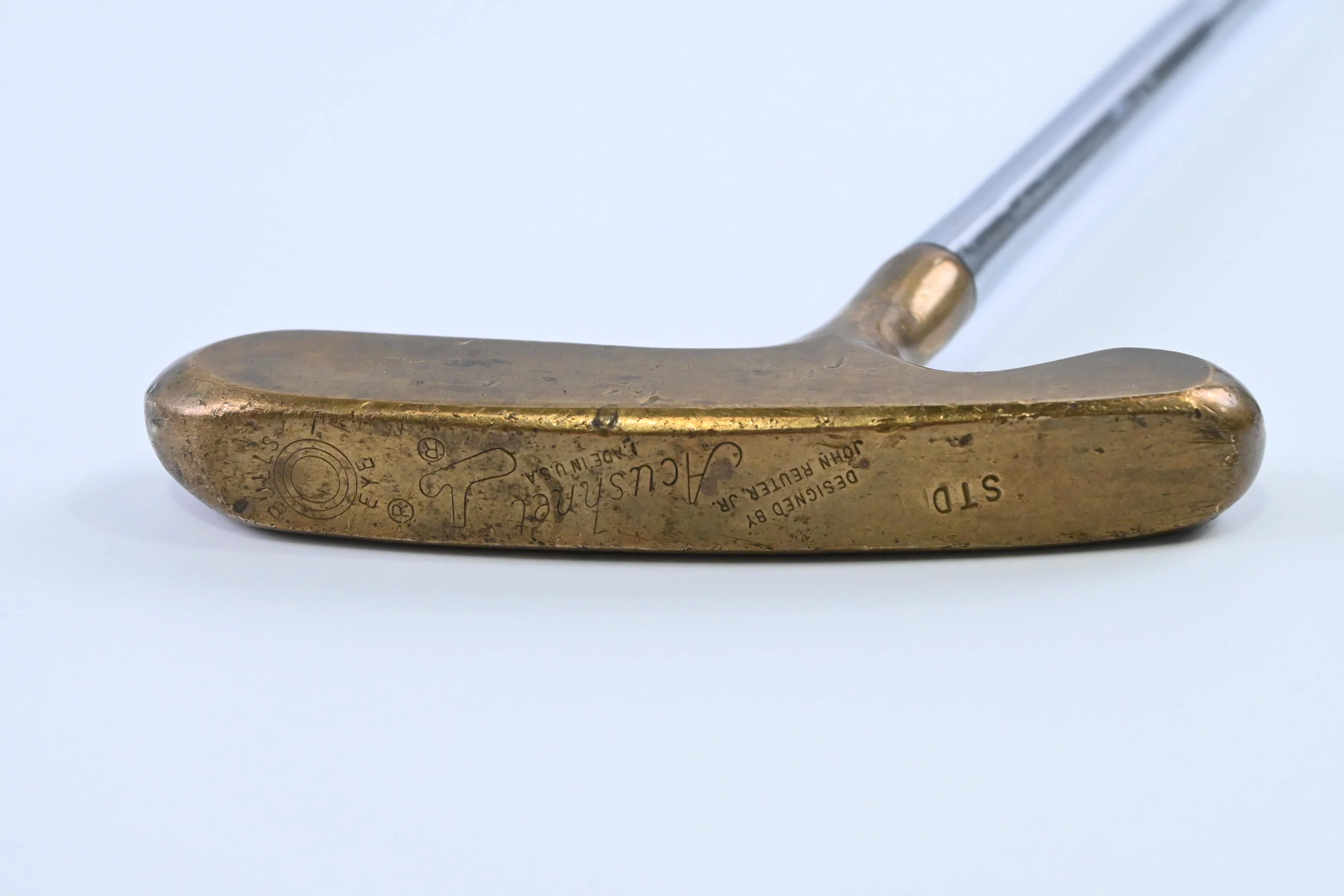 Acushnet Bullseye Putter / 36 Inch