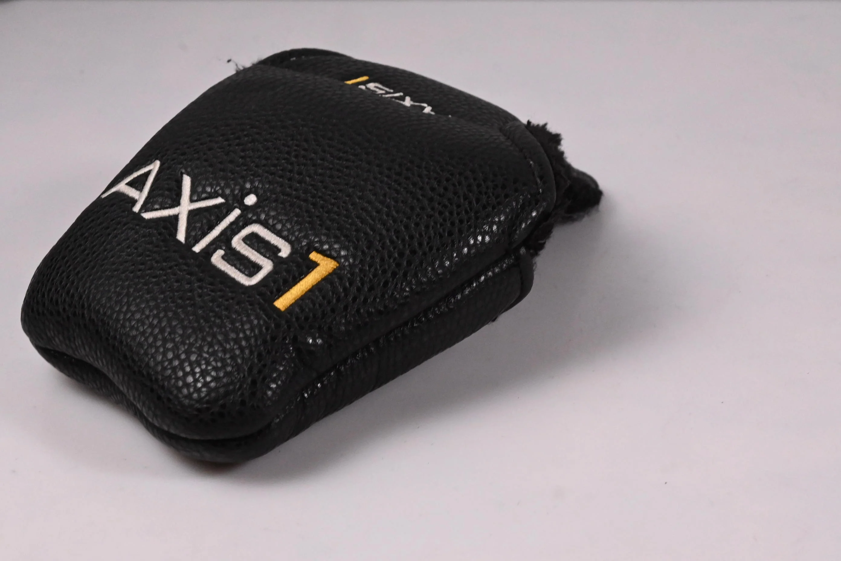 Axis1 Rose Putter / 35 Inch - Image 8