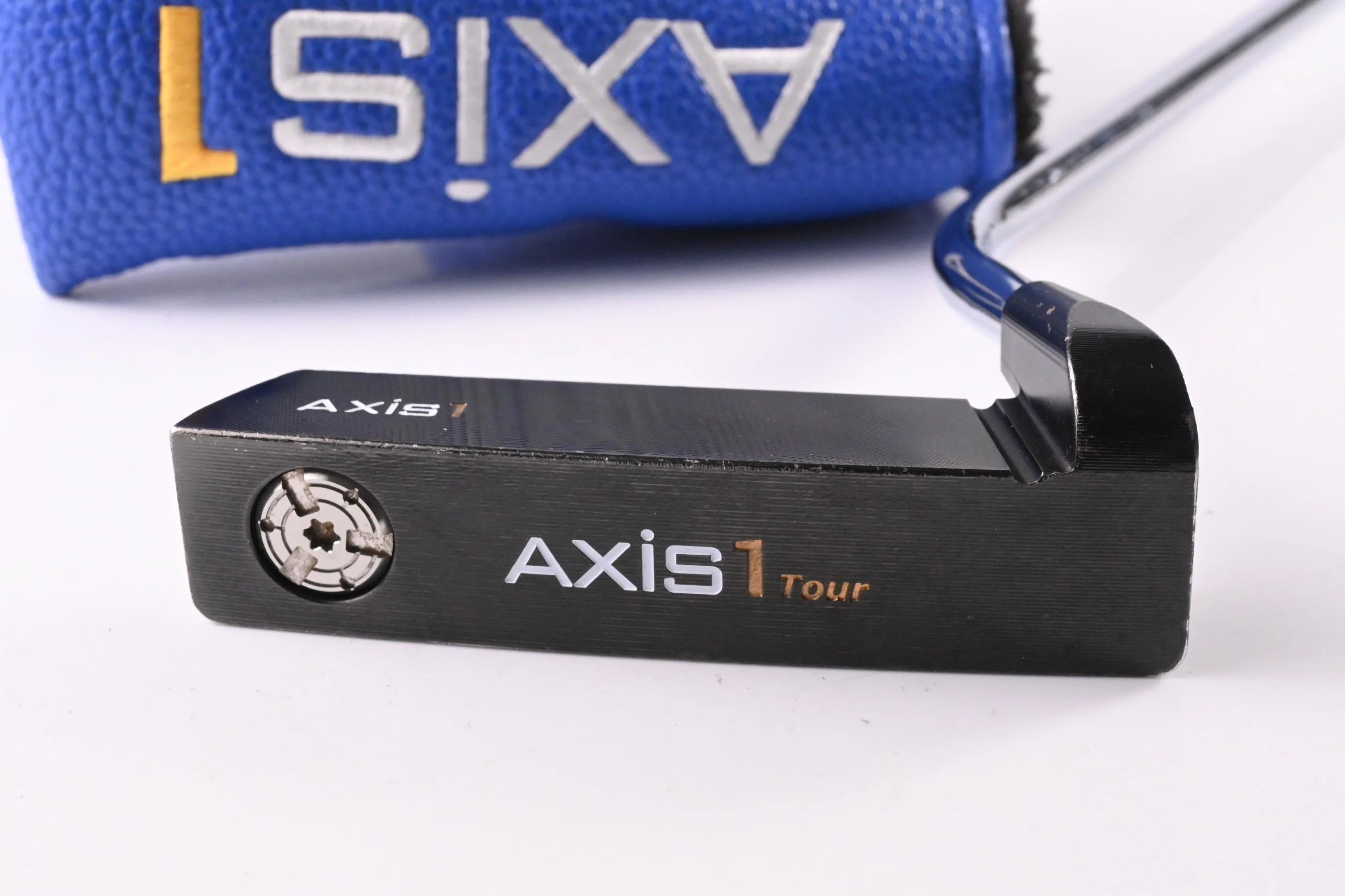 Axis1 Tour Putter / 32 Inch