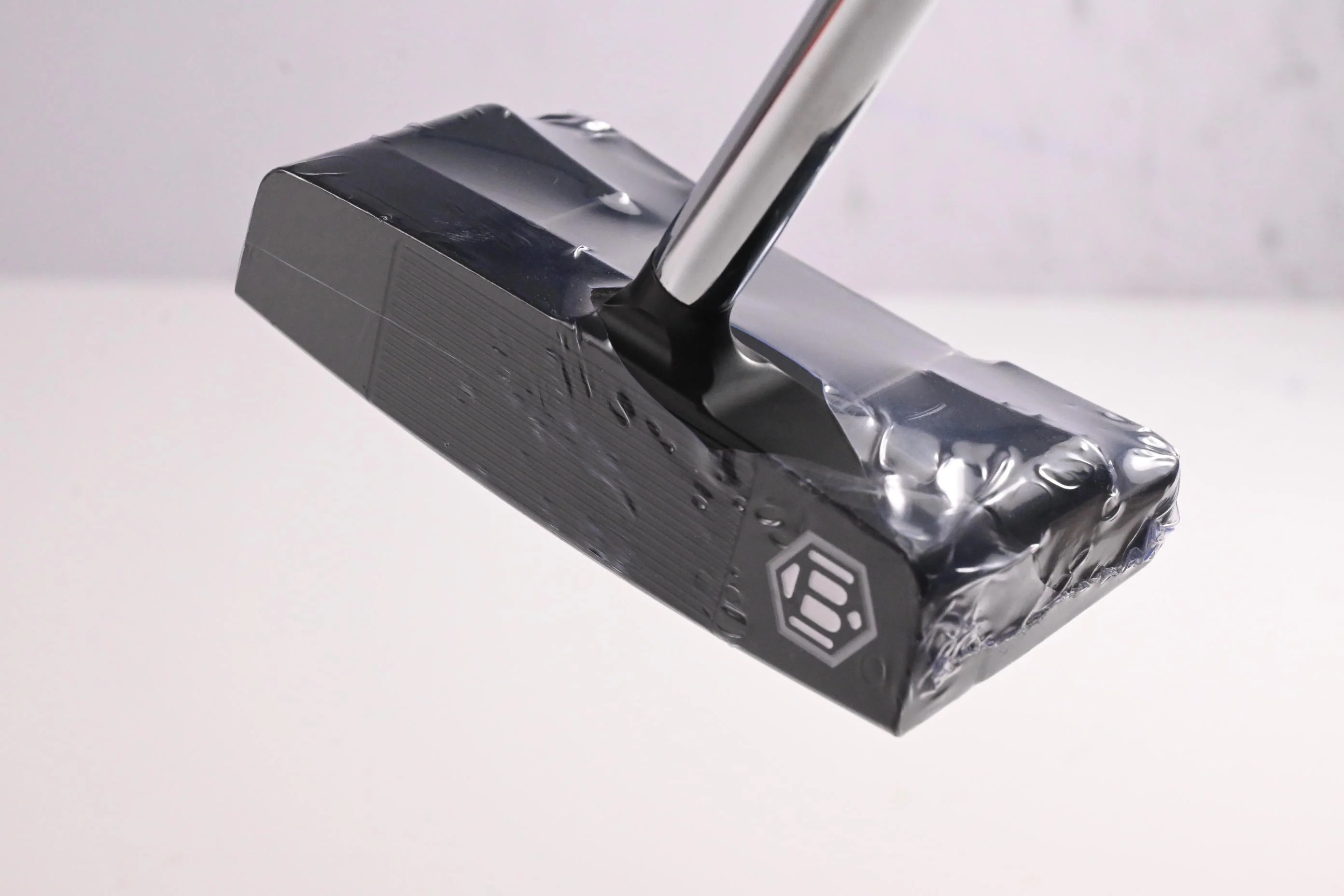 Bettinardi 2024 Inovai 10.0 Putter / 35 Inch - Image 3