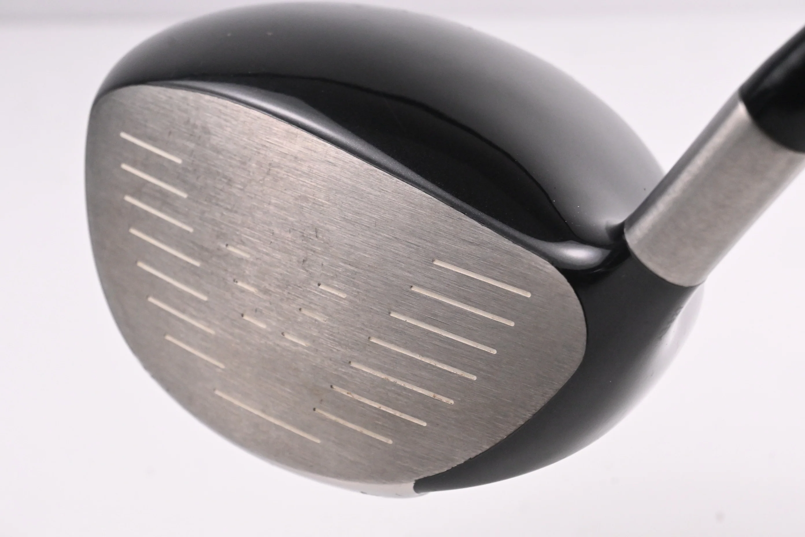 Bridgestone J33R Driver / 10.5 Degree / Regular Flex Aldila NV Green 65 Shaft - Image 4