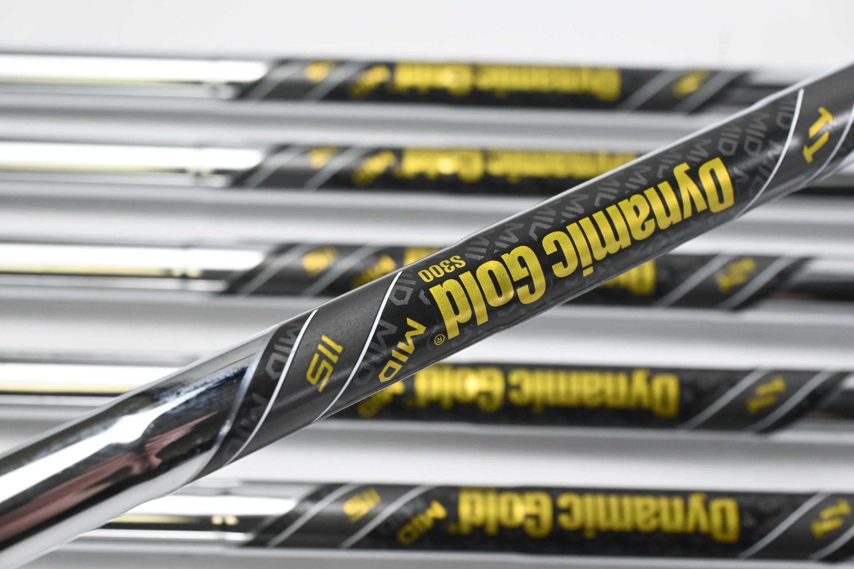 Callaway Apex Ai150 Irons / 5-PW+GW / Stiff Flex Dynamic Gold S300 Shafts - Image 5