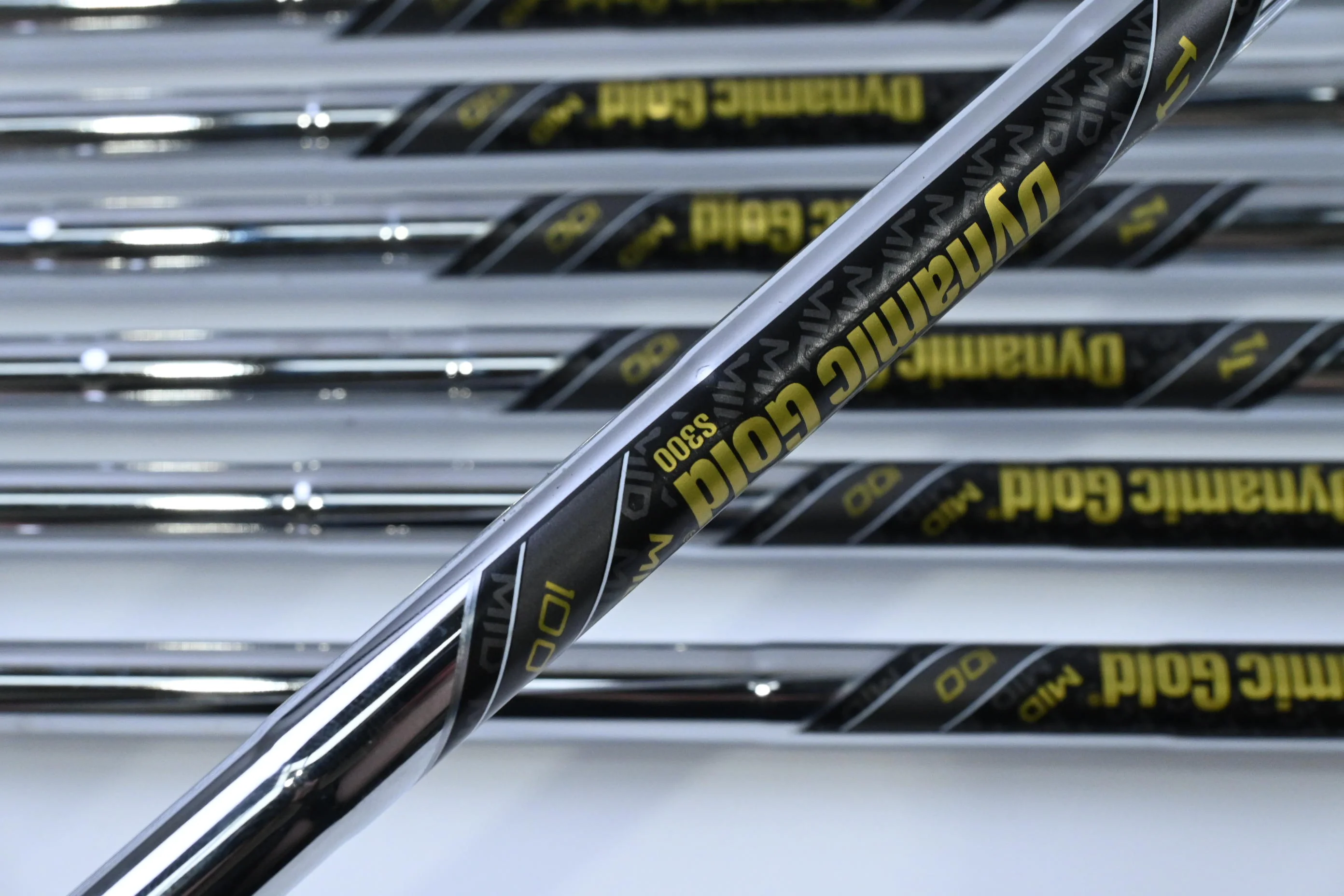 Callaway Apex Ai200 Irons / 4-PW / Stiff Flex Dynamic Gold 100 S300 Shafts - Image 5