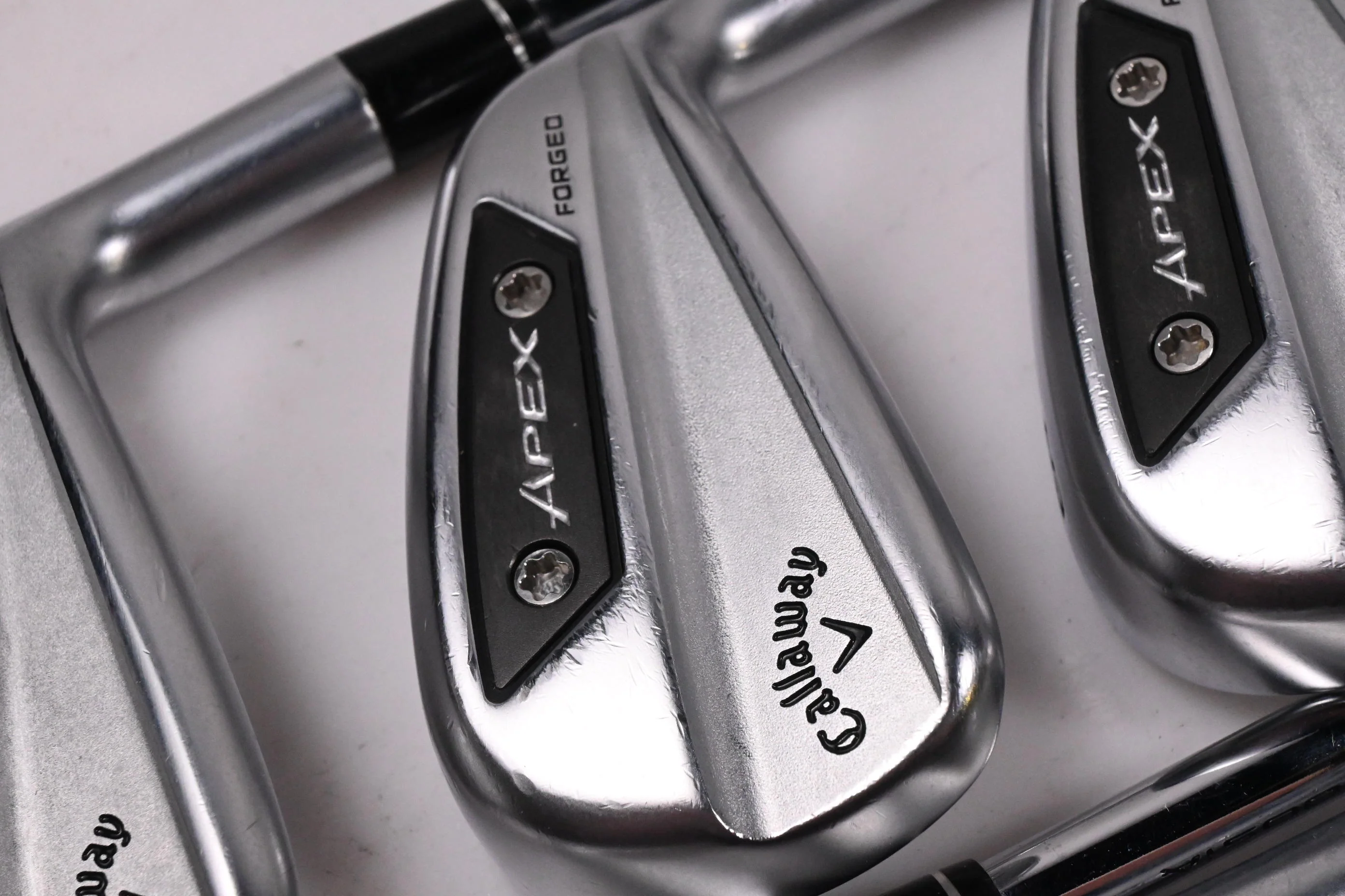 Callaway Apex Ai200 Irons / 6-PW+GW / Stiff Flex AMT Red S300 Shafts