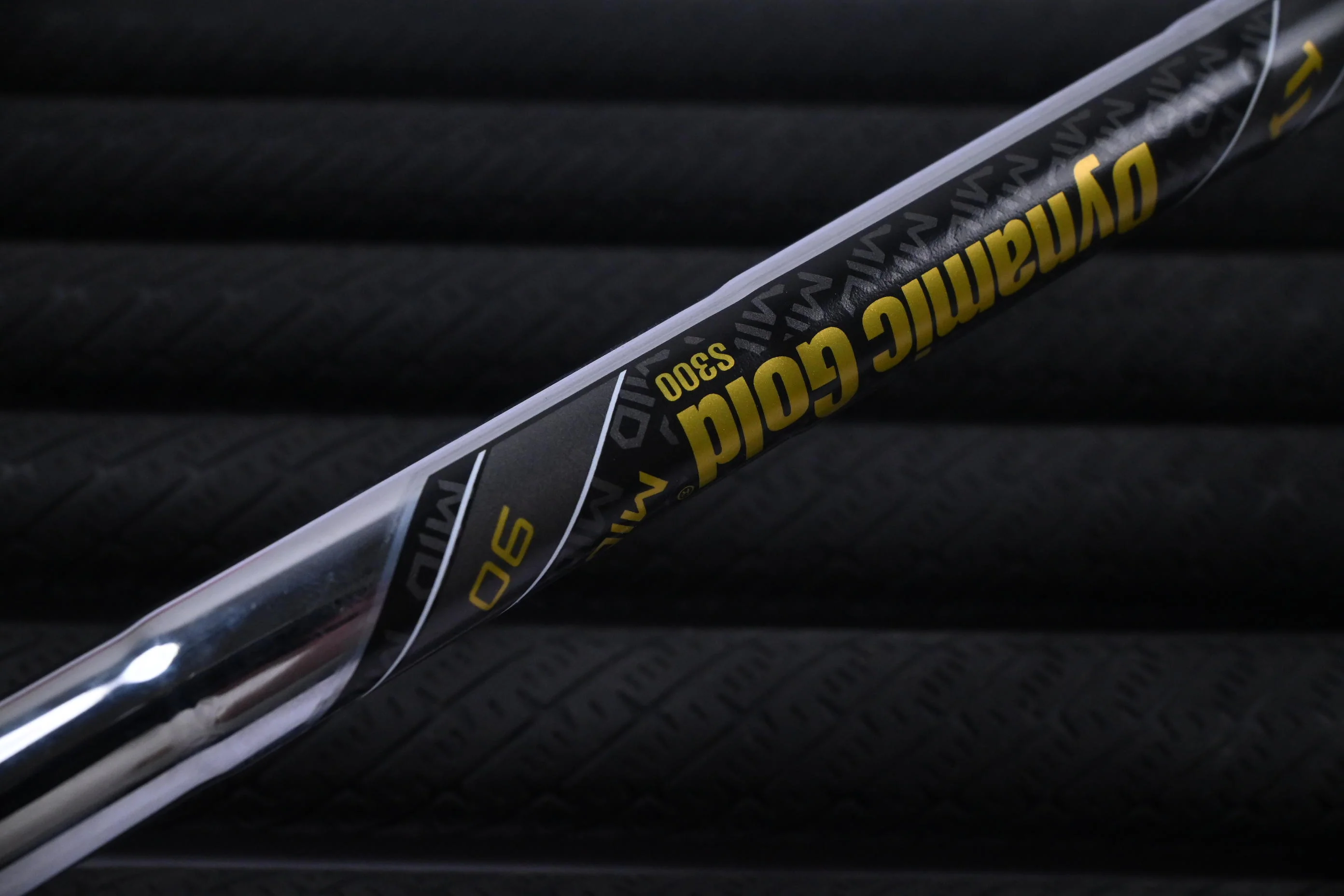 Callaway Apex Ai200 Irons / 4-PW / Stiff Flex Dynamic Gold Mid S300 90 Shafts - Image 5