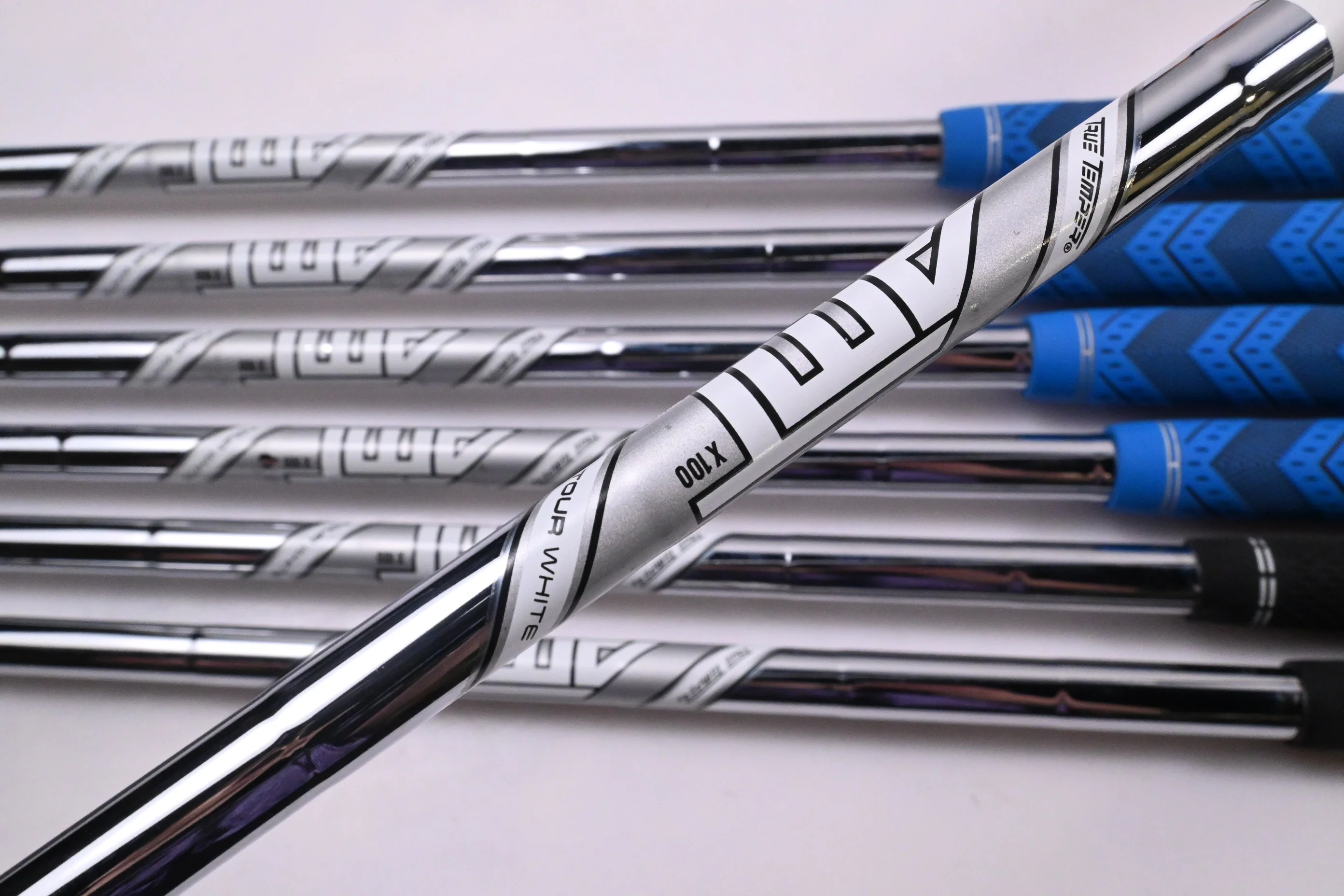 Callaway Apex Pro/CB 24 Irons / 4-PW / X-Flex AMT Tour White X100 Shafts - Image 5