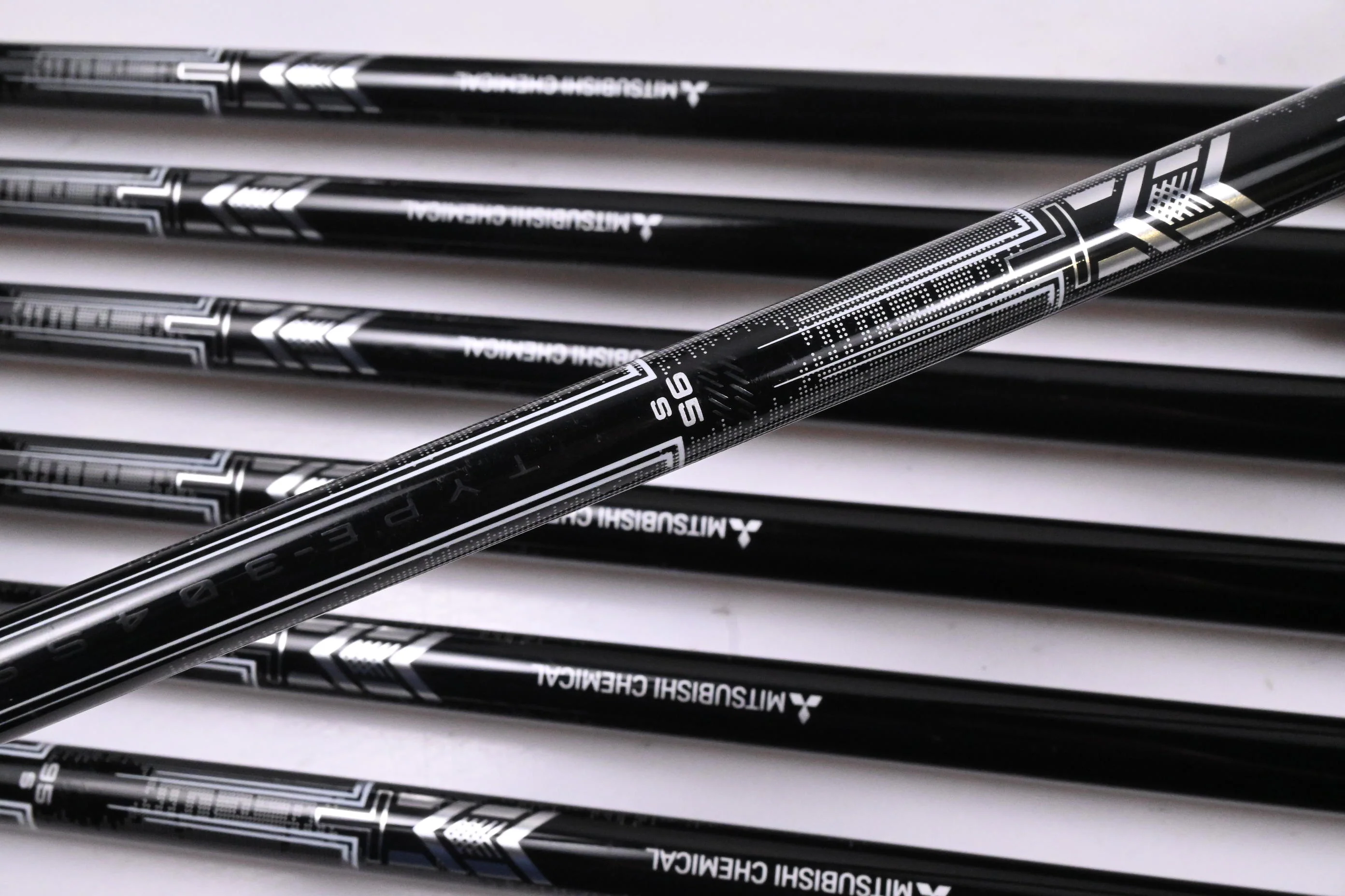 Callaway Apex Pro/CB 24 Irons / 5-PW+GW / Stiff Flex MMT 95 Shafts - Image 5