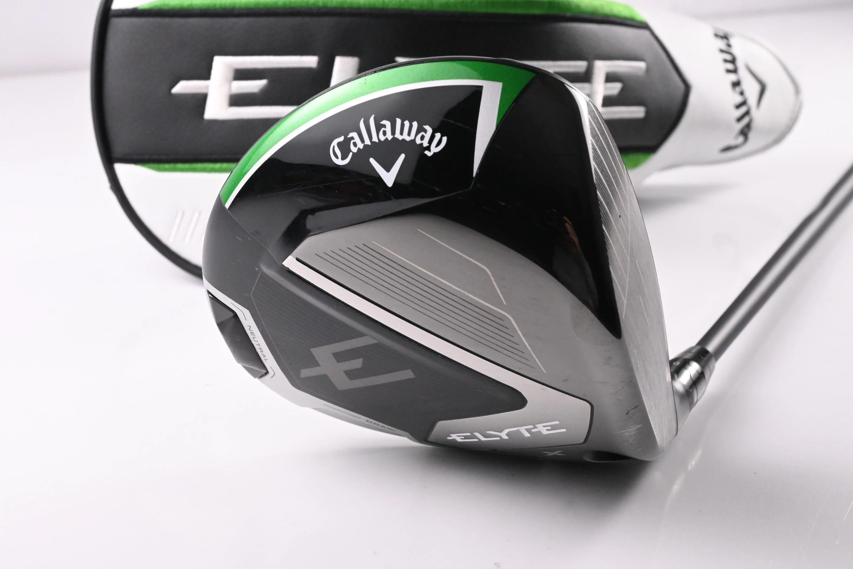 Callaway Elyte X Driver / 10.5 Degree / Regular Flex Vanquish 4 Shaft
