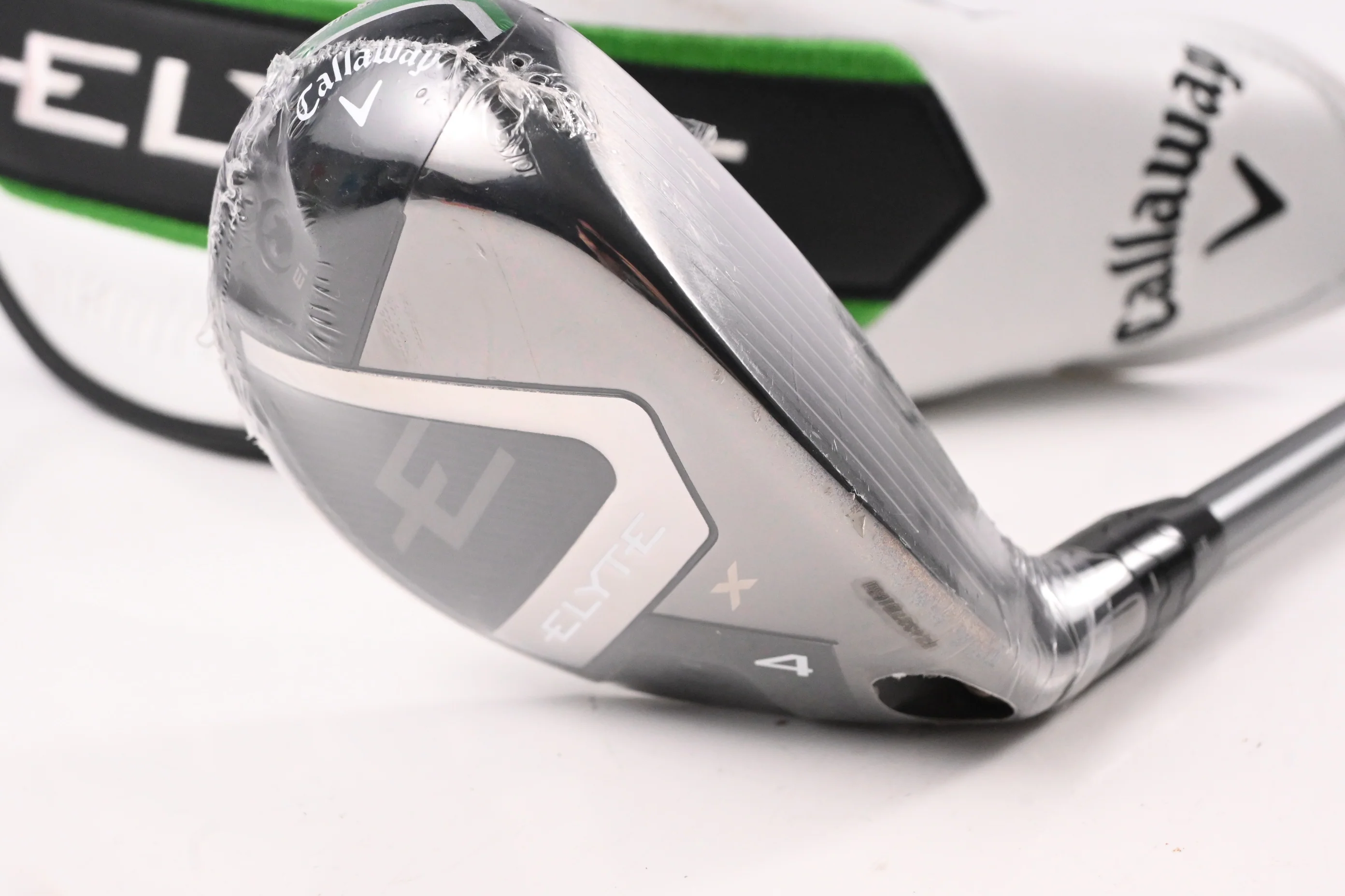 Callaway Elyte X #4 Hybrid / 21 Degree / Regular Flex Denali Charcoal 60 Shaft