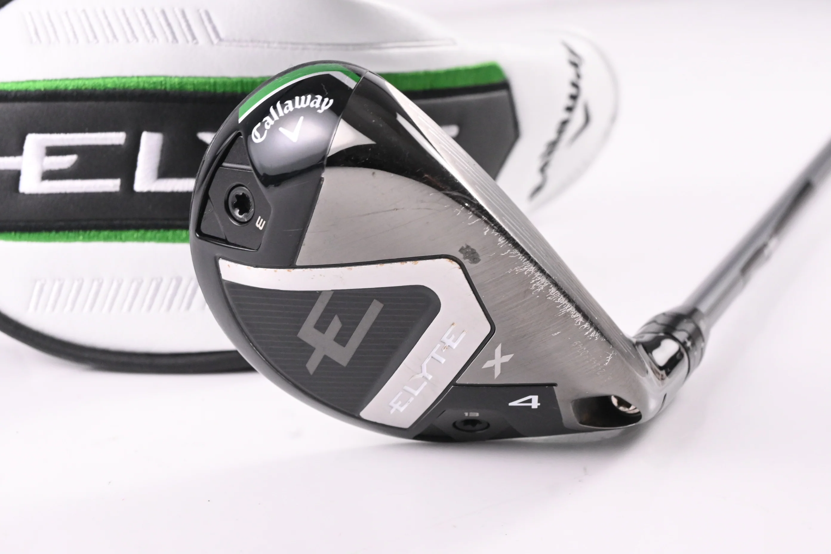 Callaway Elyte X #4 Hybrid / 21 Degree / Regular Flex Denali Charcoal 60 Shaft