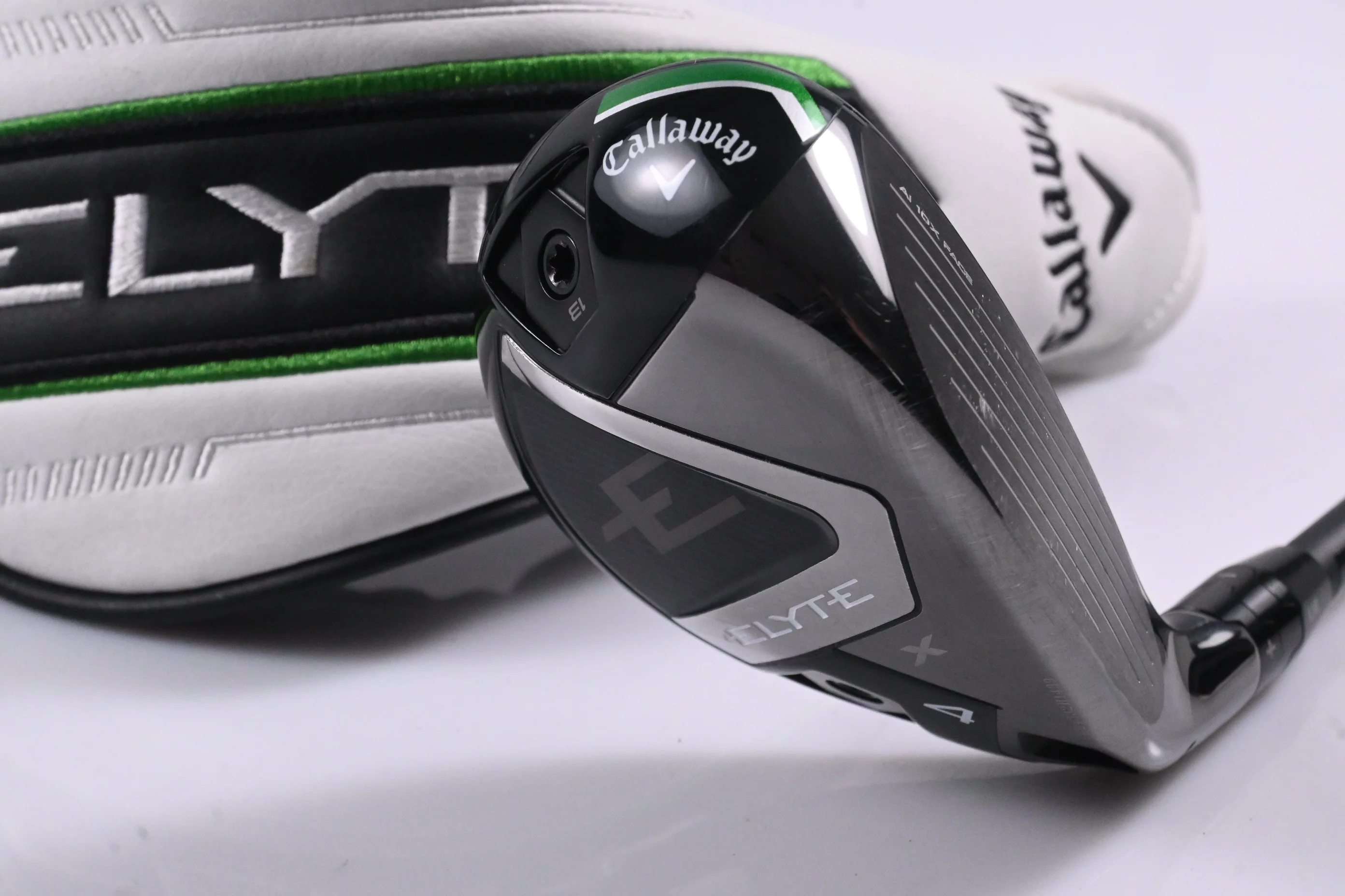 Callaway Elyte X #4 Hybrid / 21 Degree / Senior Flex Vanquish 5 Shaft