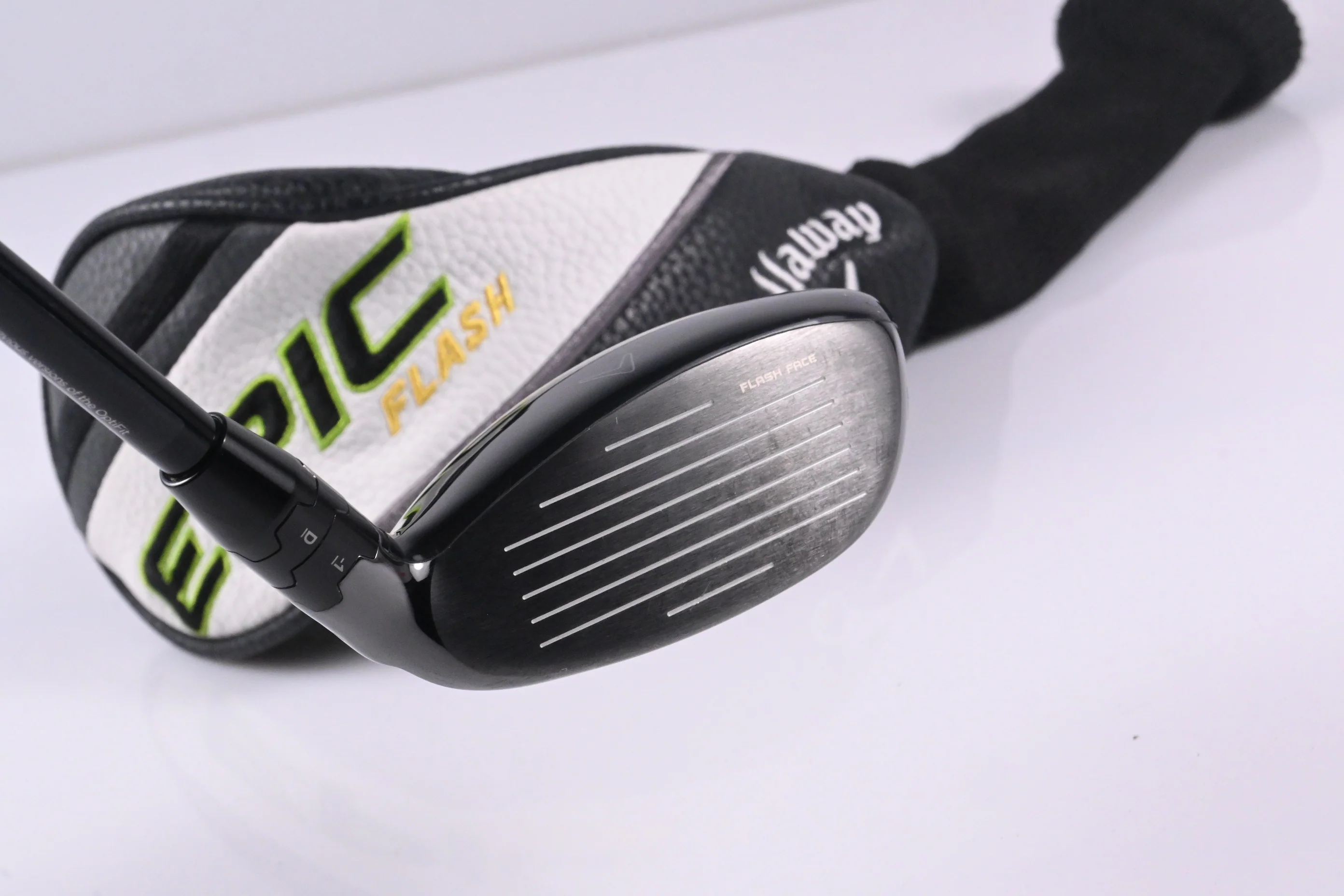 Left Hand Callaway Epic Flash #4 Hybrid / 21 Degree / Regular Flex Tensei White - Image 4
