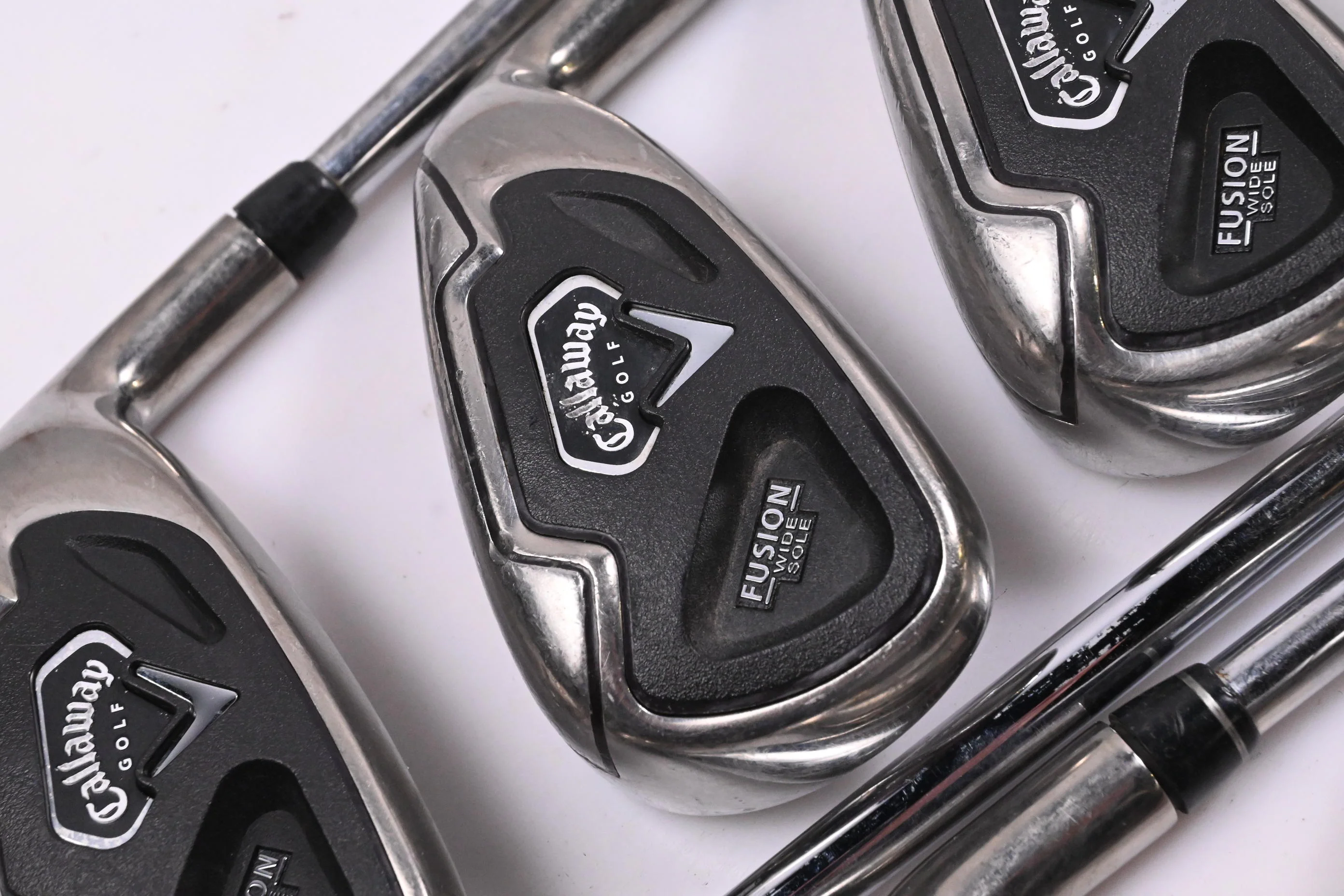 Callaway Fusion Wide Sole Irons / 4-PW+SW / UniFlex N.S.Pro 990 Shafts