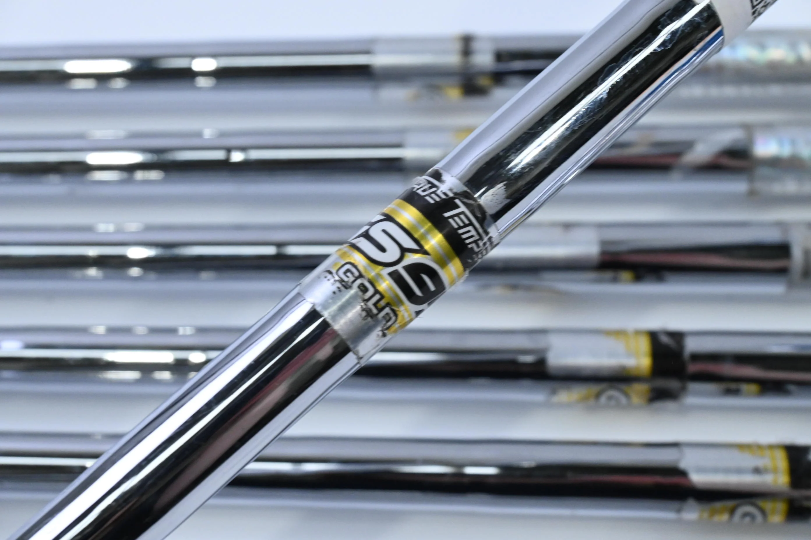Callaway Legacy Black 2011 Irons / 4-PW / Regular Flex GS 95 Gold Series Shafts - Image 5
