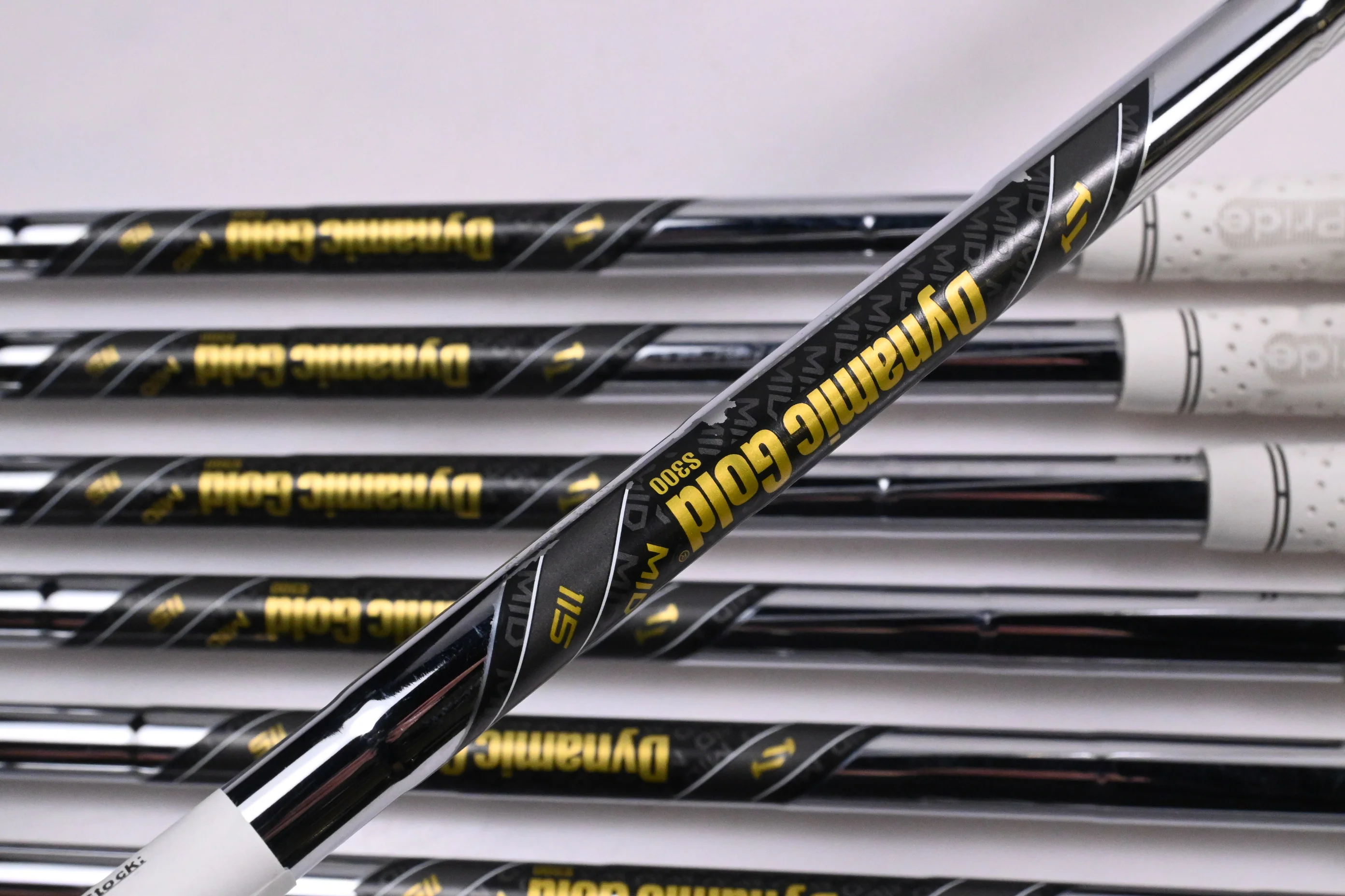 Callaway Paradym Ai Smoke Irons / 5-PW+GW / Stiff Flex Dynamic Gold Mid 115 S300 - Image 5