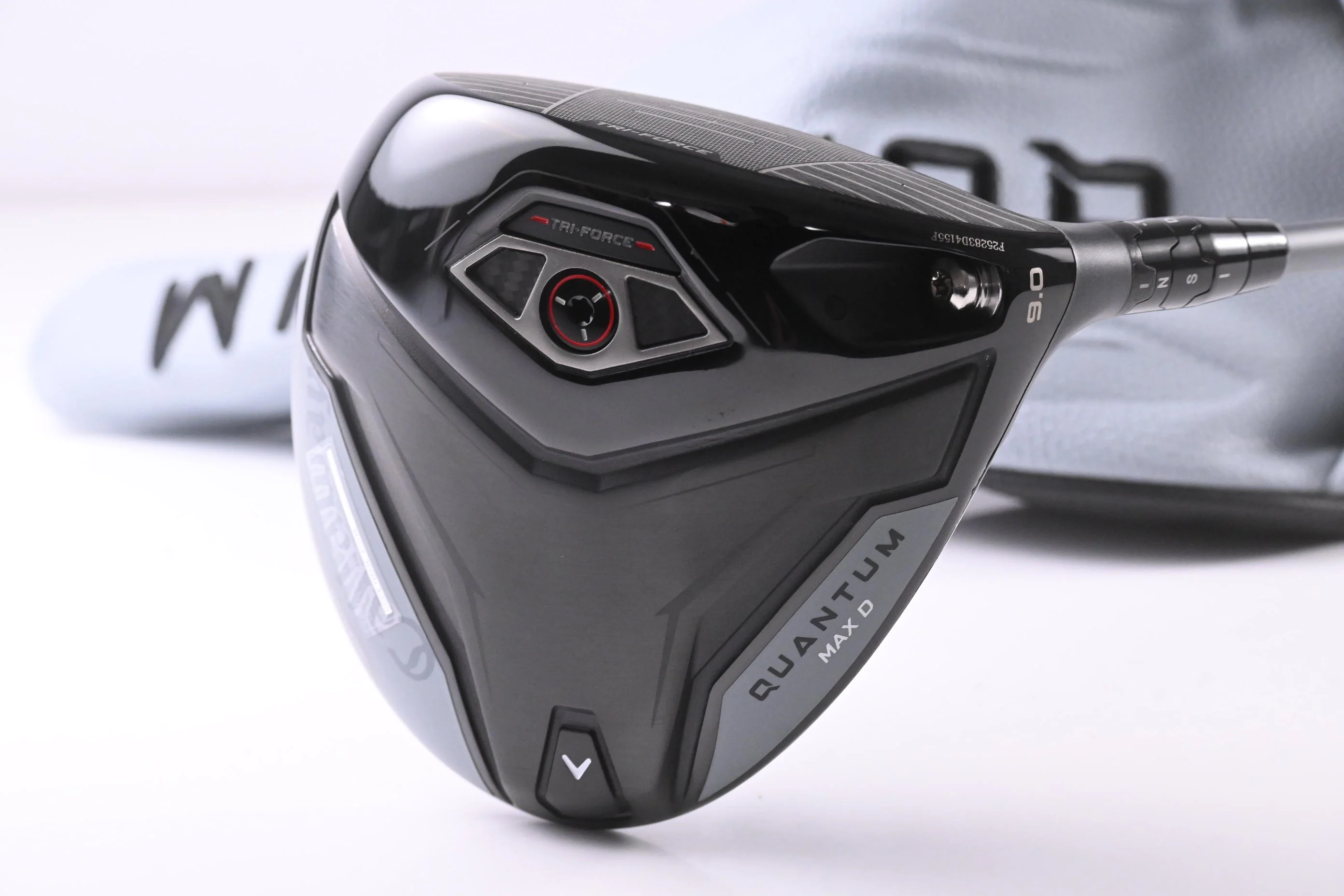Callaway Quantum Max D Driver / 9 Degree / Stiff Flex Denali Frost Silver 50 - Image 2