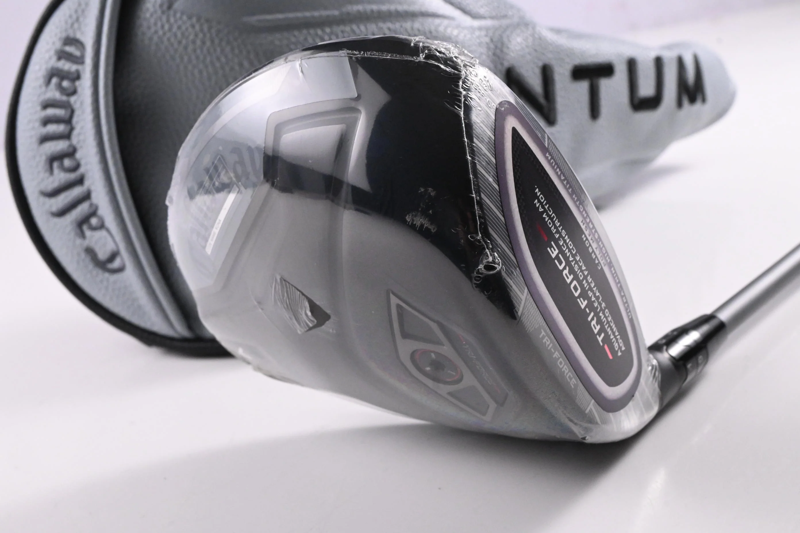 Callaway Quantum Max D Driver / 10.5 Degree / Regular Flex Denali Frost Silver