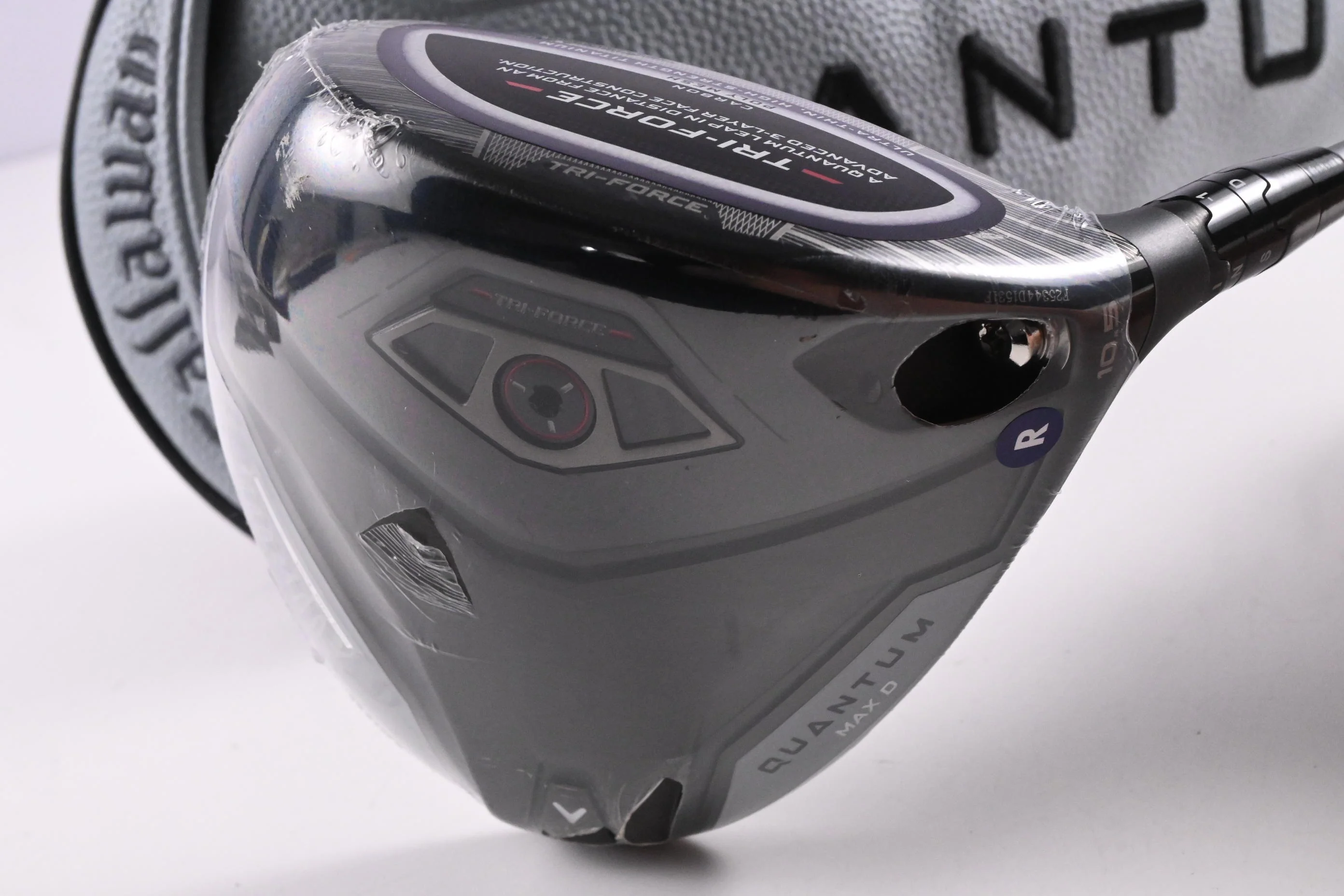 Callaway Quantum Max D Driver / 10.5 Degree / Regular Flex Denali Frost Silver - Image 2