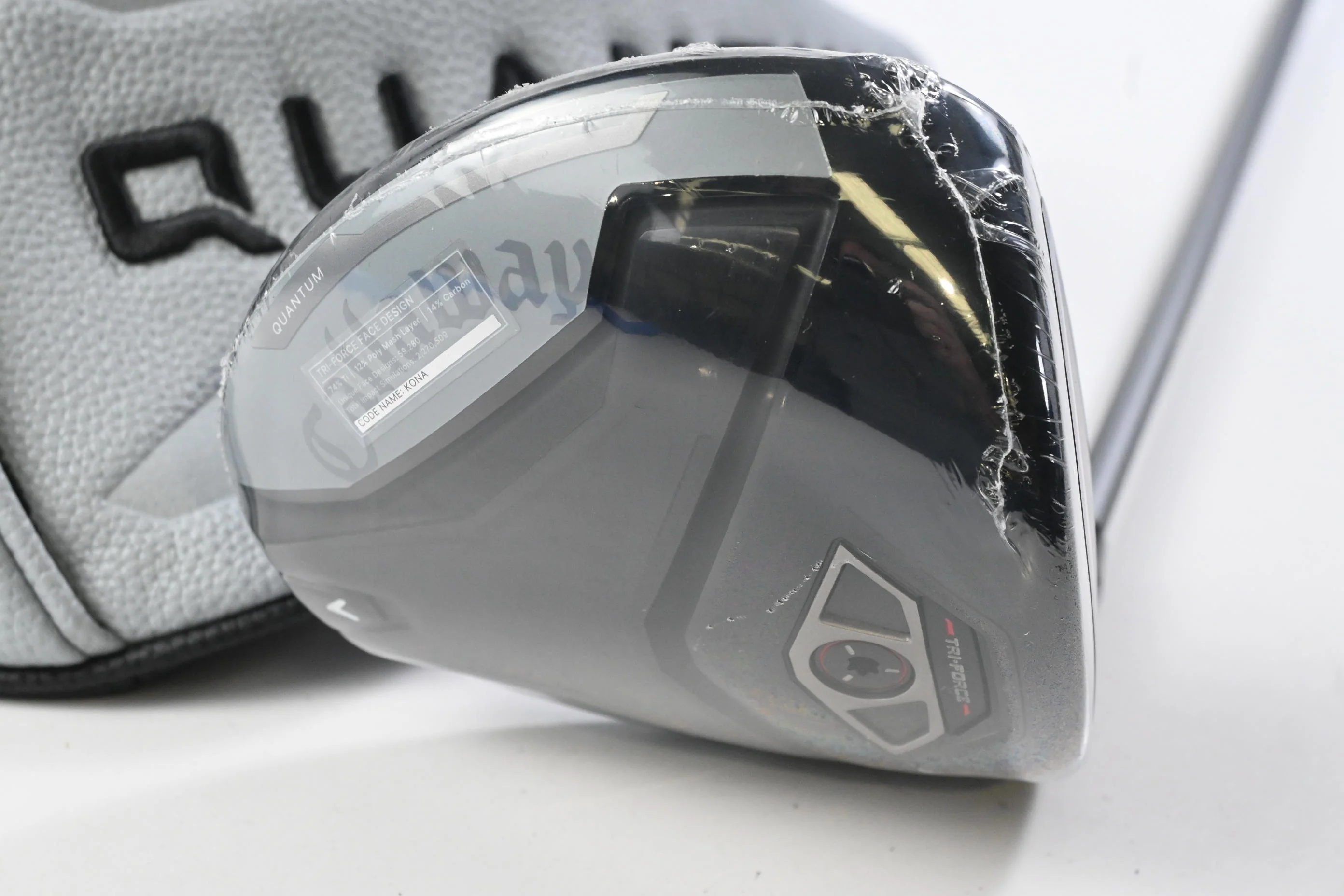 Callaway Quantum Max D Driver / 10.5 Degree / Regular Flex Denali Frost Silver