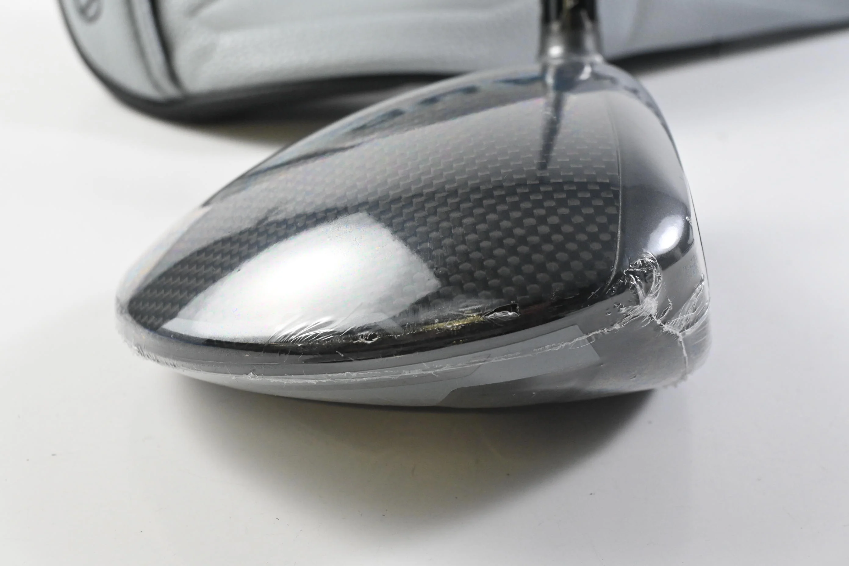 Callaway Quantum Max D Driver / 10.5 Degree / Regular Flex Denali Frost Silver - Image 3