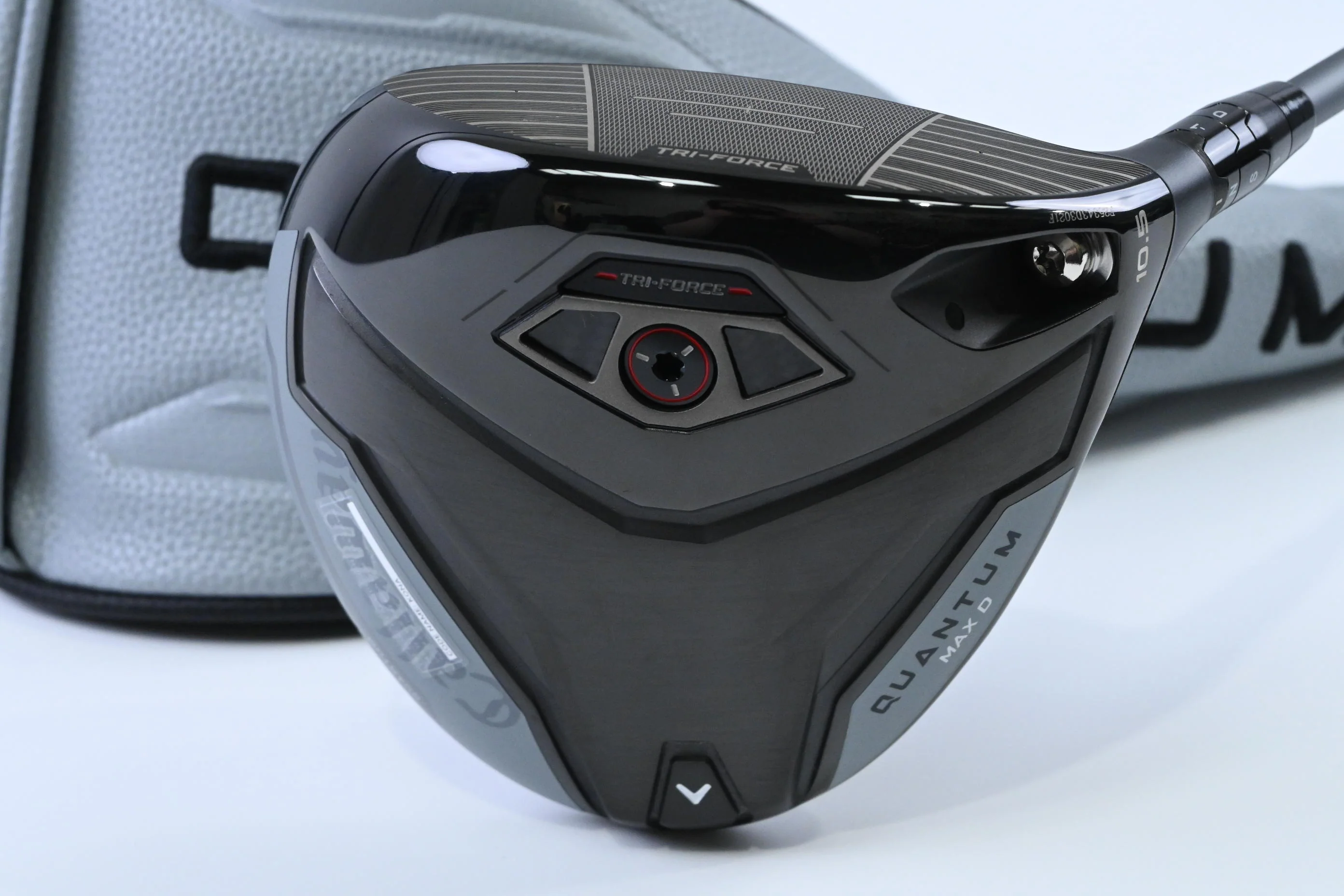 Callaway Quantum Max D Driver / 10.5 Degree / Regular Flex Denali Frost Silver - Image 2