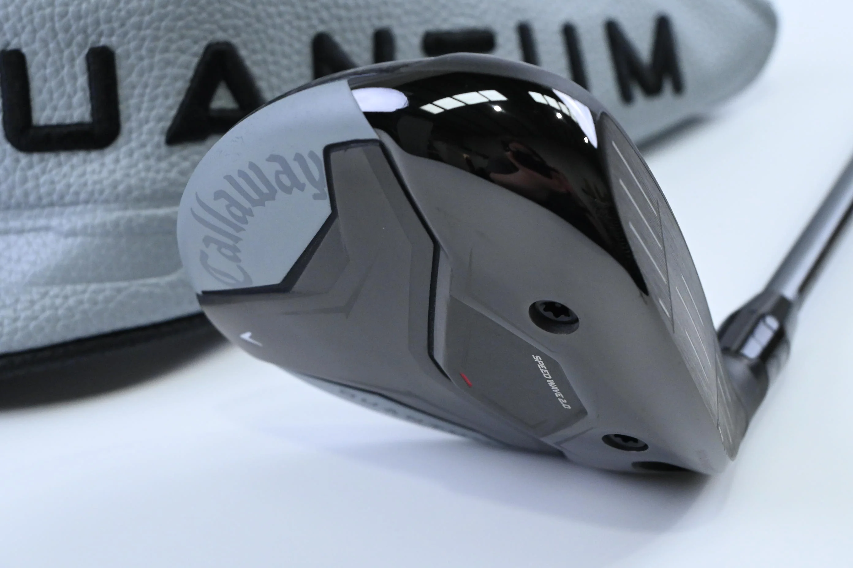 Callaway Quantum Max D #5 Wood / 18 Degree / Regular Flex Denali Frost Silver 60