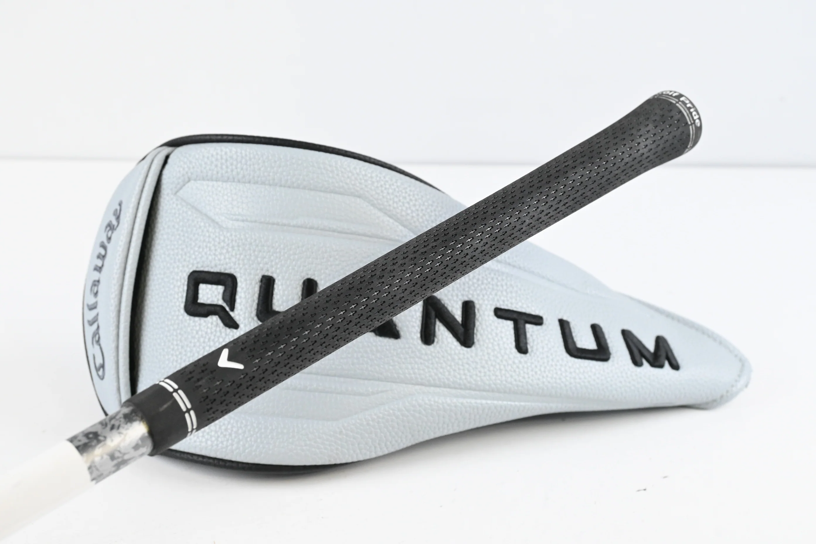 Callaway Quantum Max Driver / 10.5 Degree / Regular Flex Denali Frost Silver 50 - Image 8