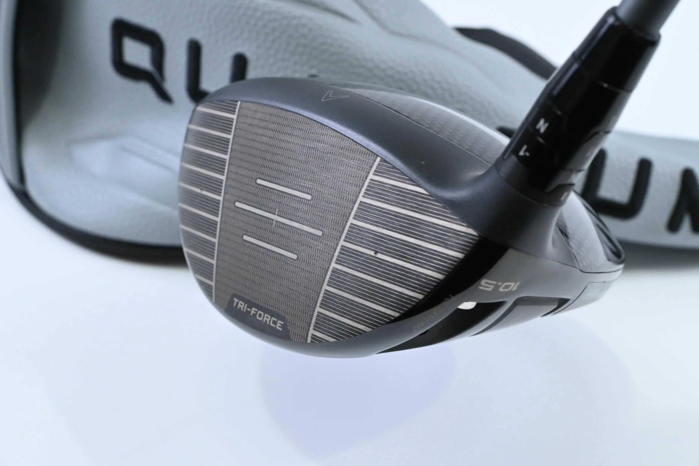 Callaway Quantum Max Driver / 10.5 Degree / Regular Flex Denali Frost Silver 50 - Image 4