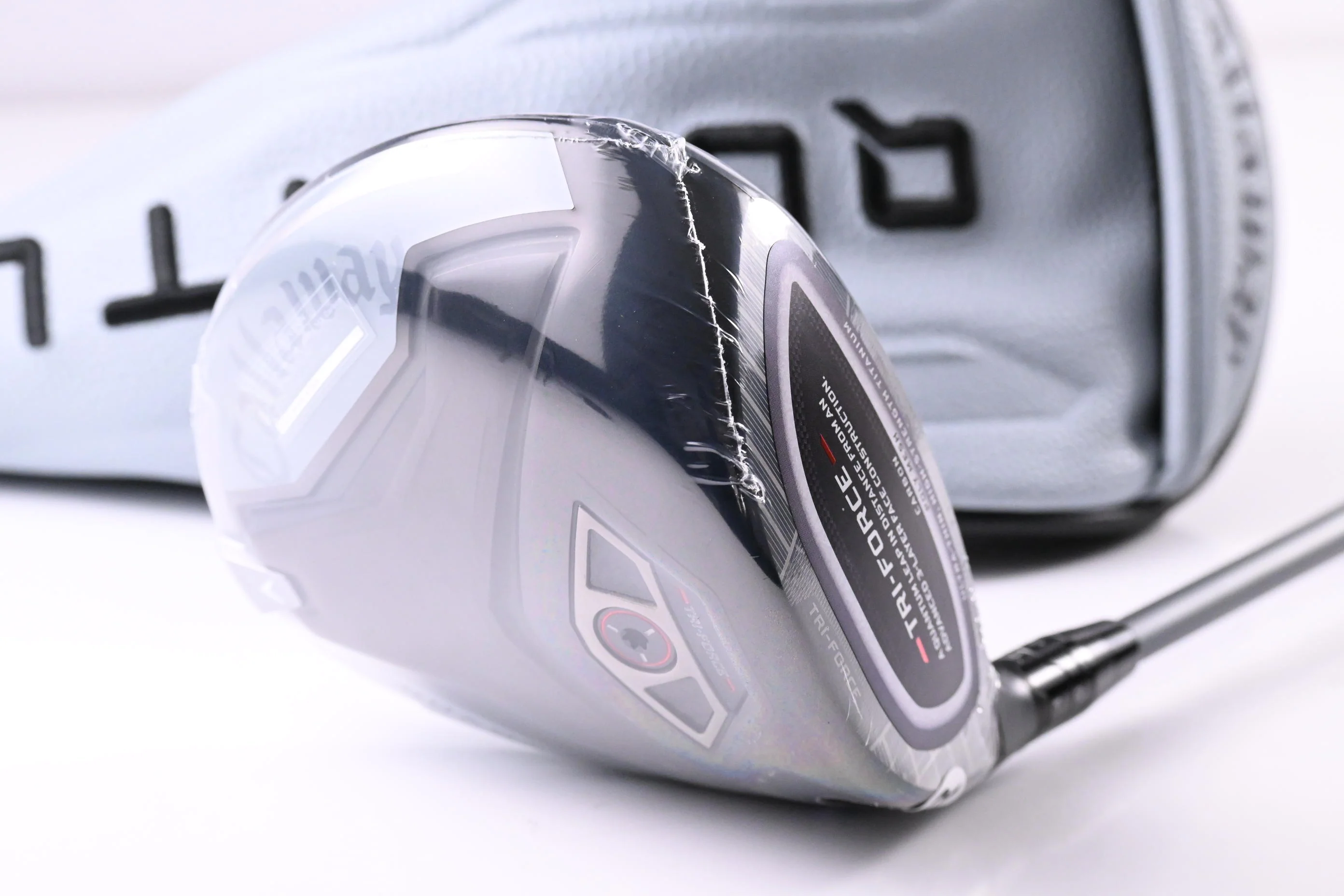 Callaway Quantum Max Driver / 10.5 Degree / Regular Flex Denali Frost Silver 50