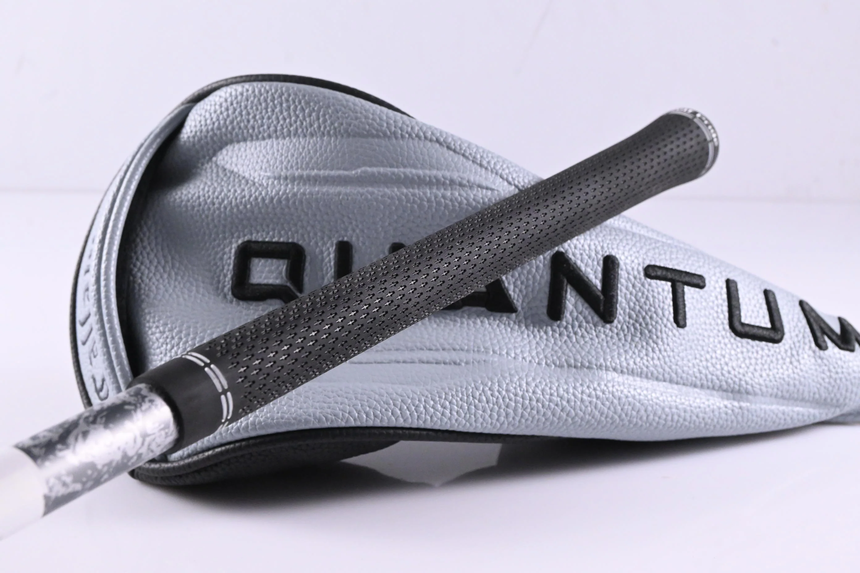 Callaway Quantum Max Driver / 9 Degree / Regular Flex Denali Frost Silver 50 - Image 8