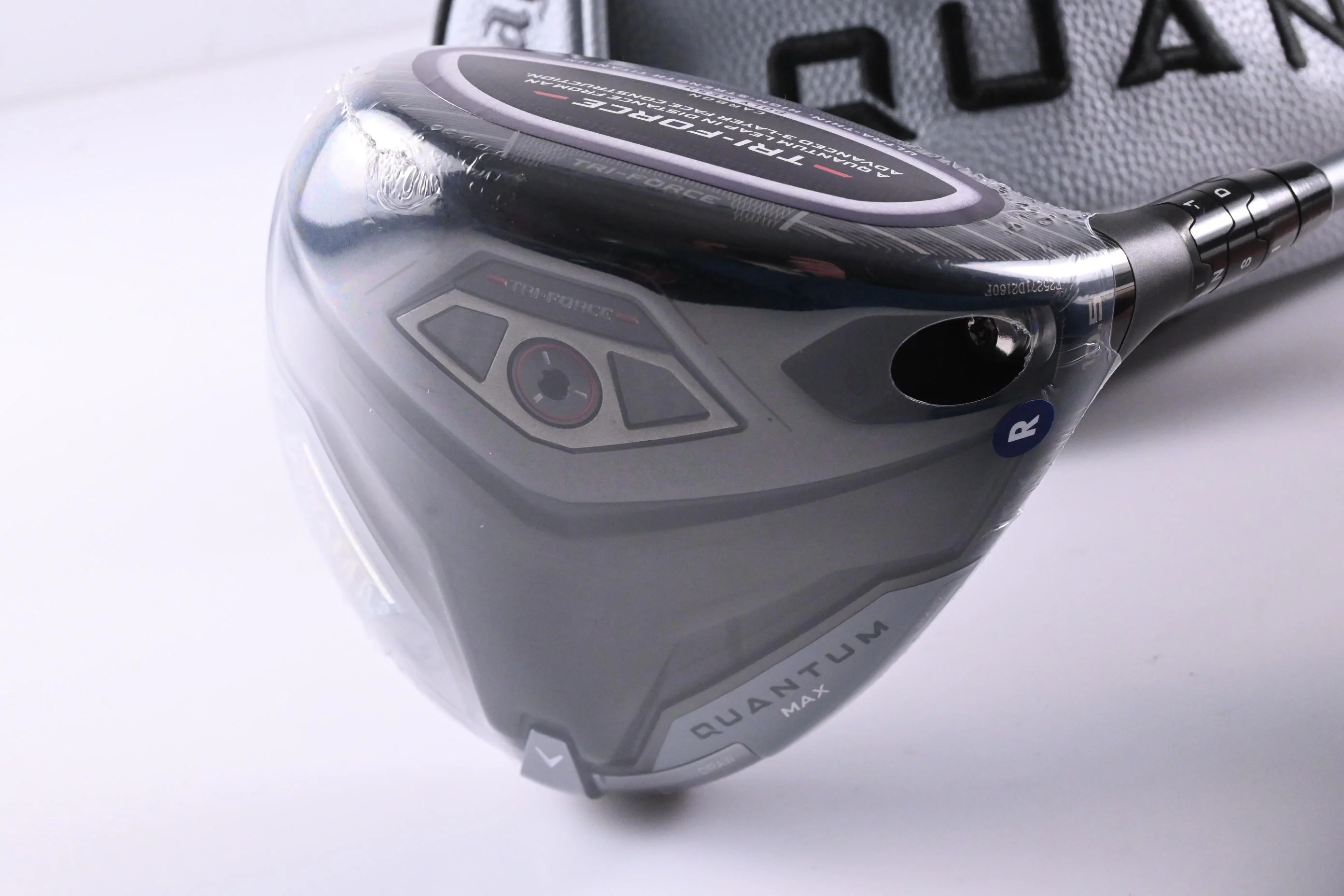 Callaway Quantum Max Driver / 10.5 Degree / Regular Flex Denali Frost Silver 50 - Image 2