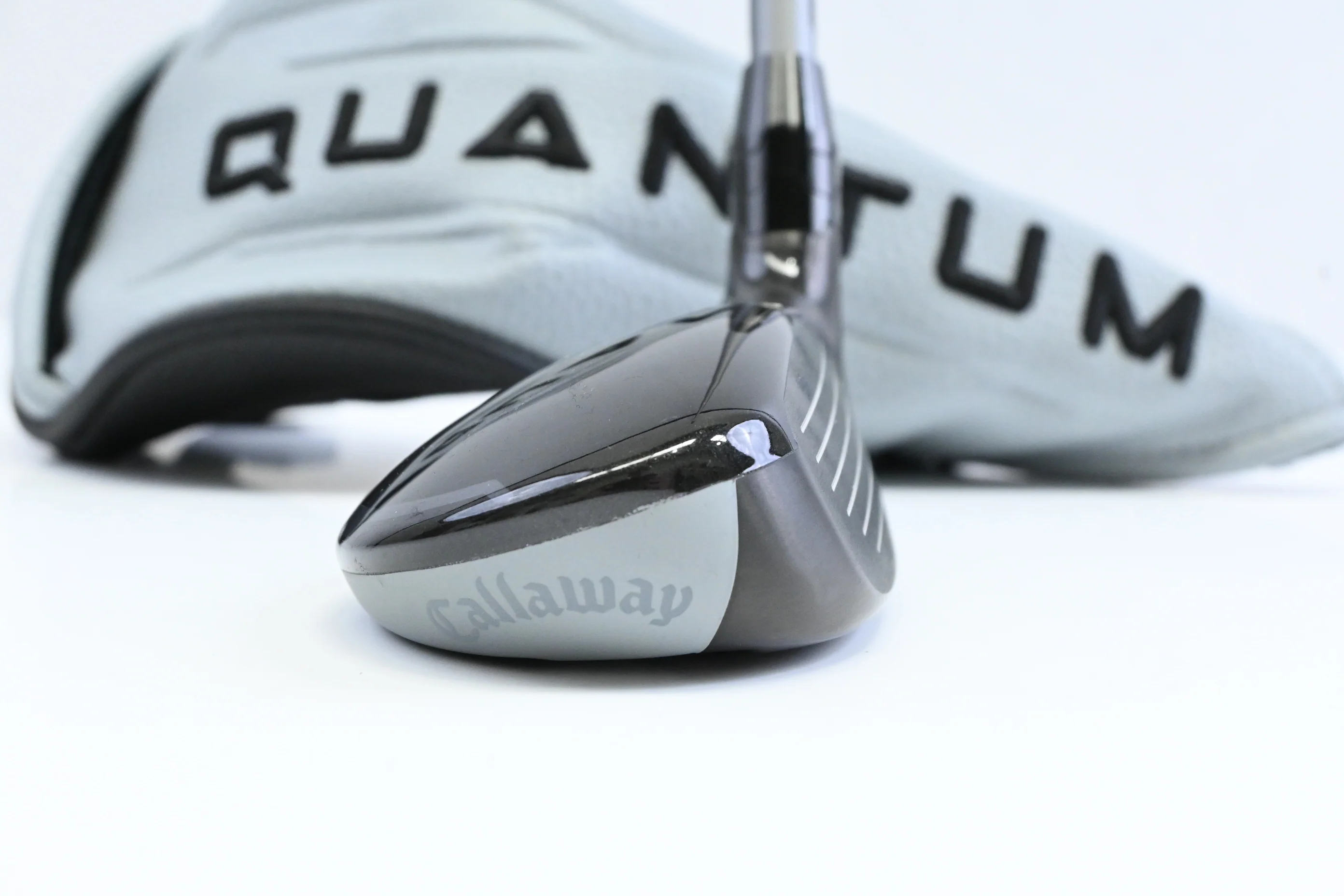 Callaway Quantum Max #4 Hybrid / 22 Degree / Regular Flex Denali Frost Silver 60 - Image 3