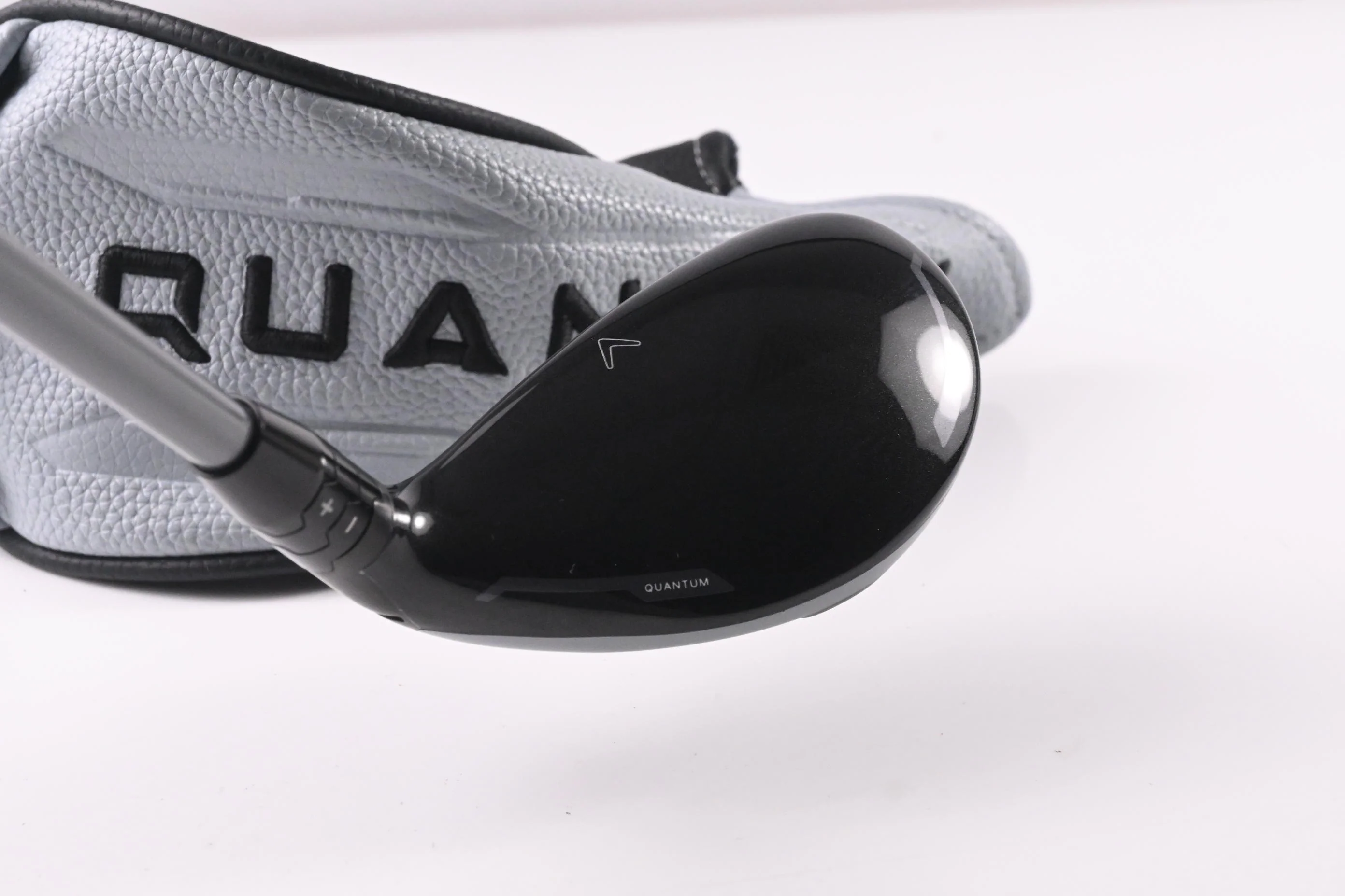 Callaway Quantum Max #4 Hybrid / 21 Degree / Stiff Flex Denali Charcoal 70 Shaft - Image 5
