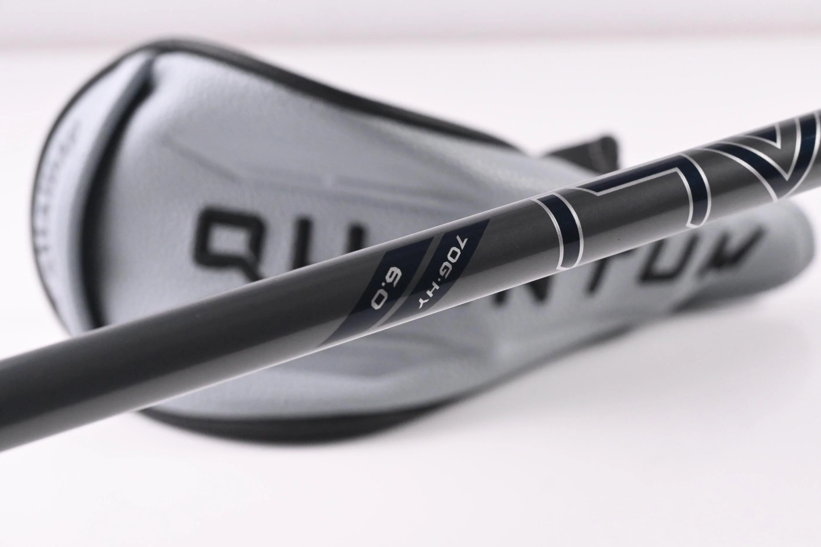 Callaway Quantum Max #4 Hybrid / 21 Degree / Stiff Flex Denali Charcoal 70 Shaft - Image 6