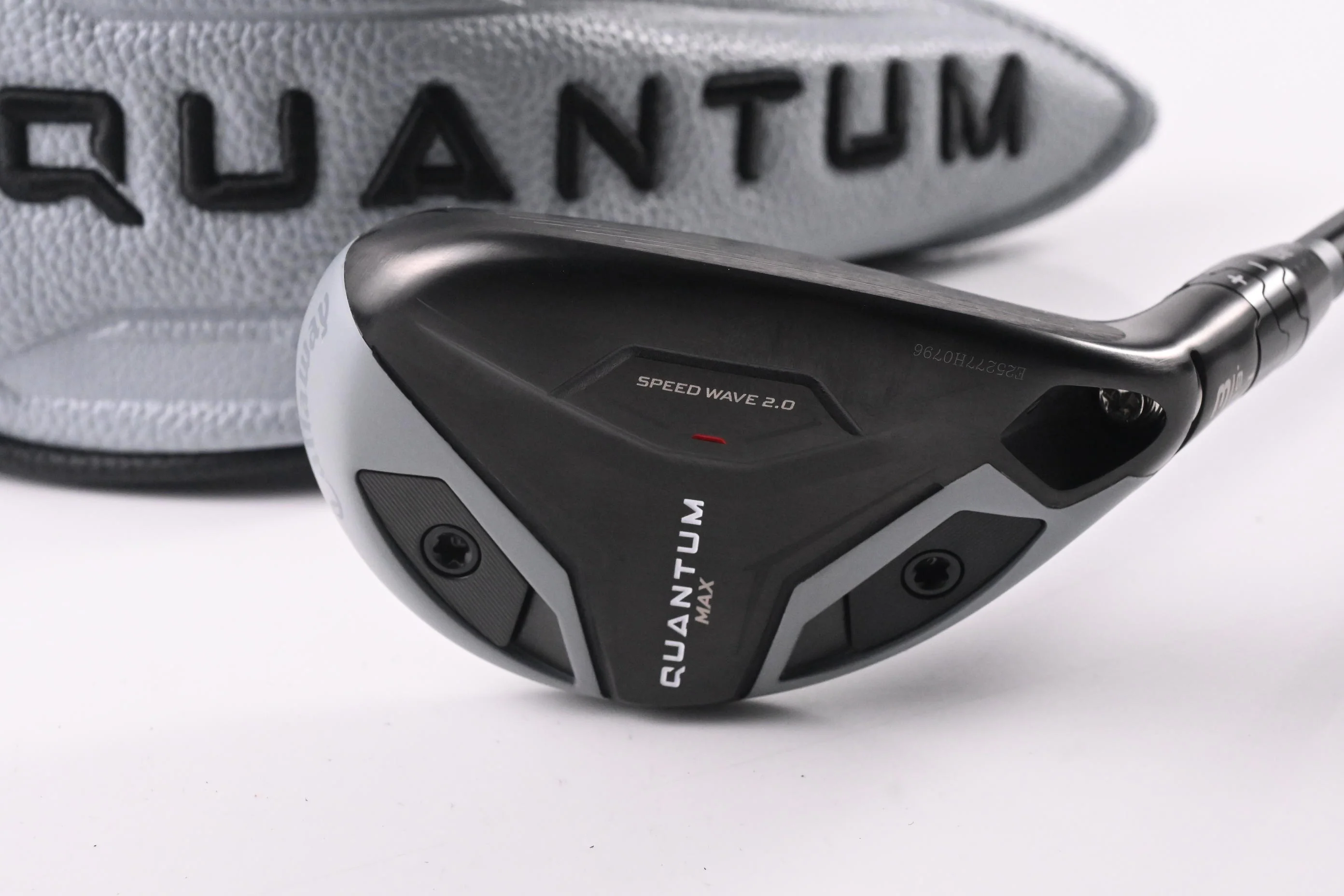 Callaway Quantum Max #3 Hybrid / 19 Degree / Stiff Flex Denali Silver 70 Shaft - Image 2