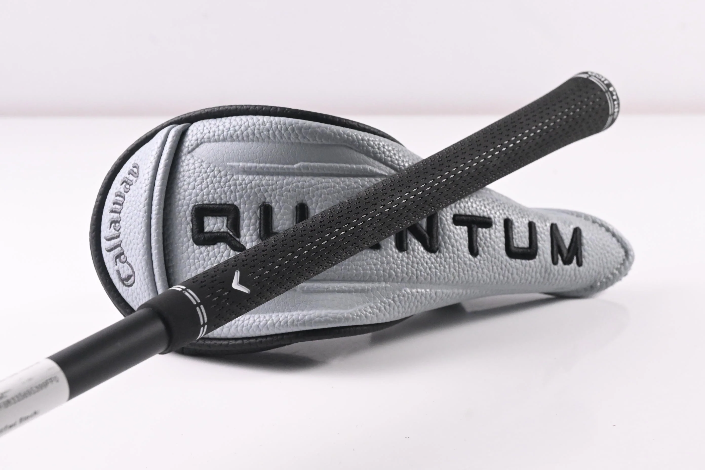 Callaway Quantum Max OS #4 Hybrid / 20 Degree / Regular Flex Vanquish 5 Shaft - Image 8