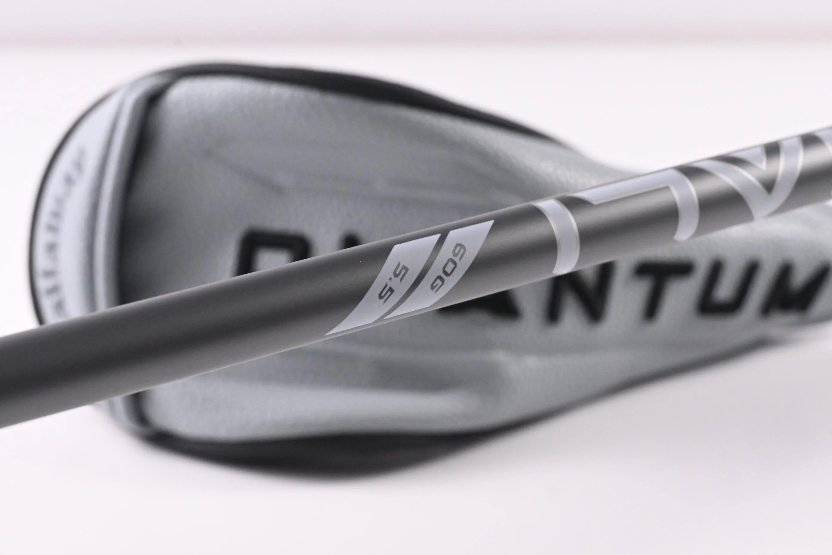 Callaway Quantum Max OS #5 Hybrid / 23 Degree / Regular Flex Denali Silver 60 - Image 6