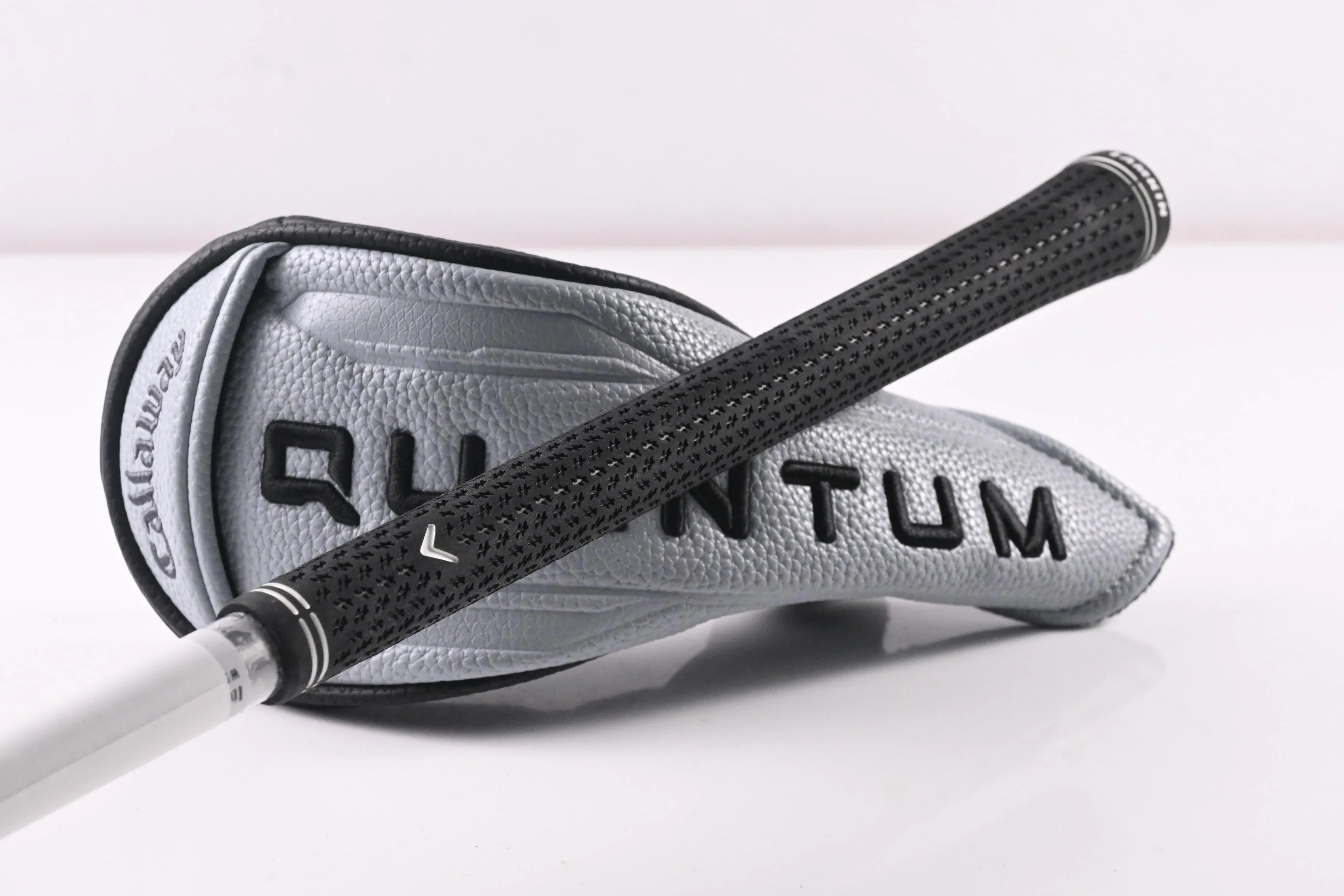 Callaway Quantum Max OS #5 Hybrid / 23 Degree / Regular Flex Denali Frost Silver - Image 8