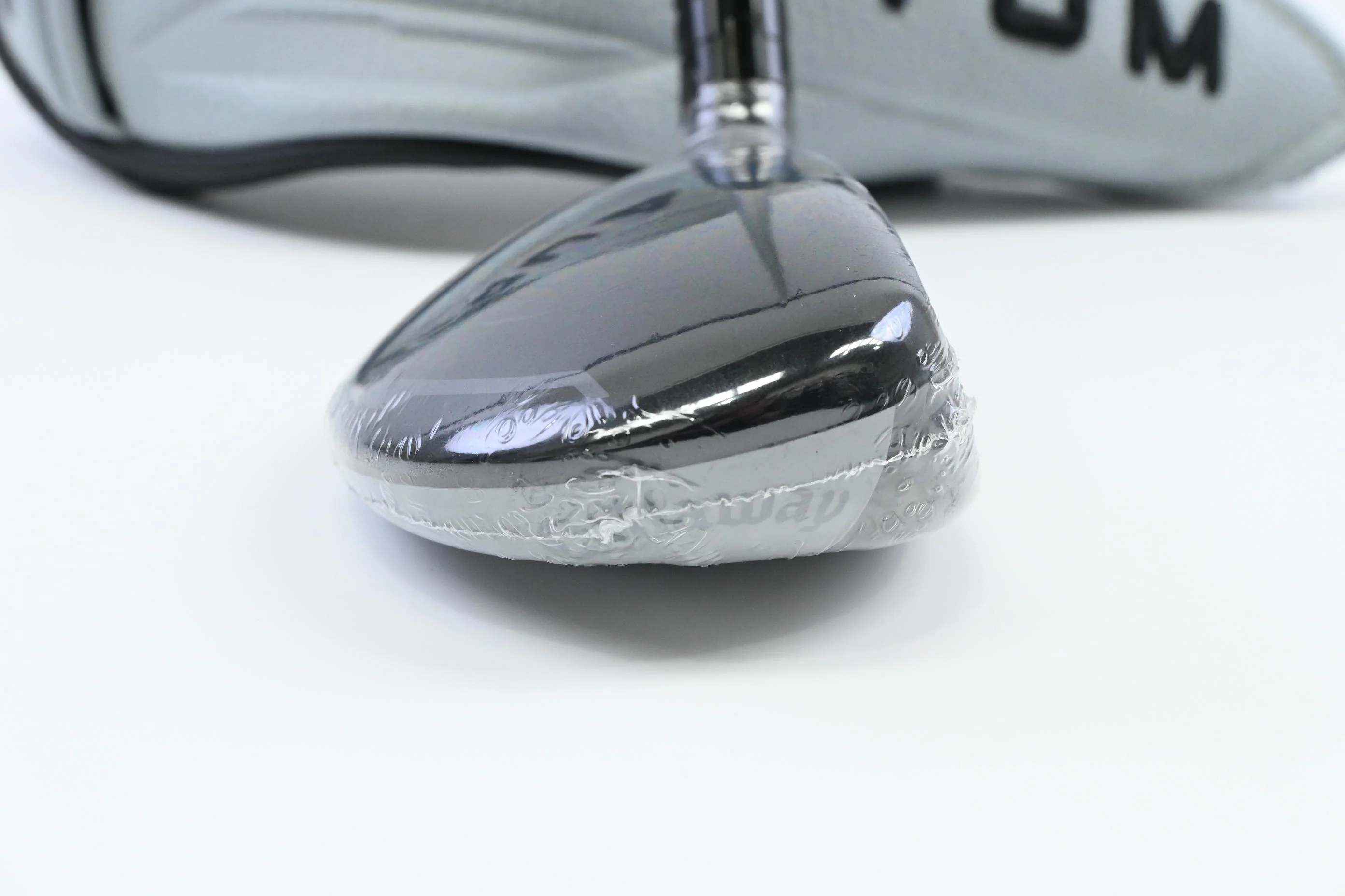 Callaway Quantum Max OS #4 Hybrid / 20 Degree / Stiff Flex Denali Frost Silver - Image 3