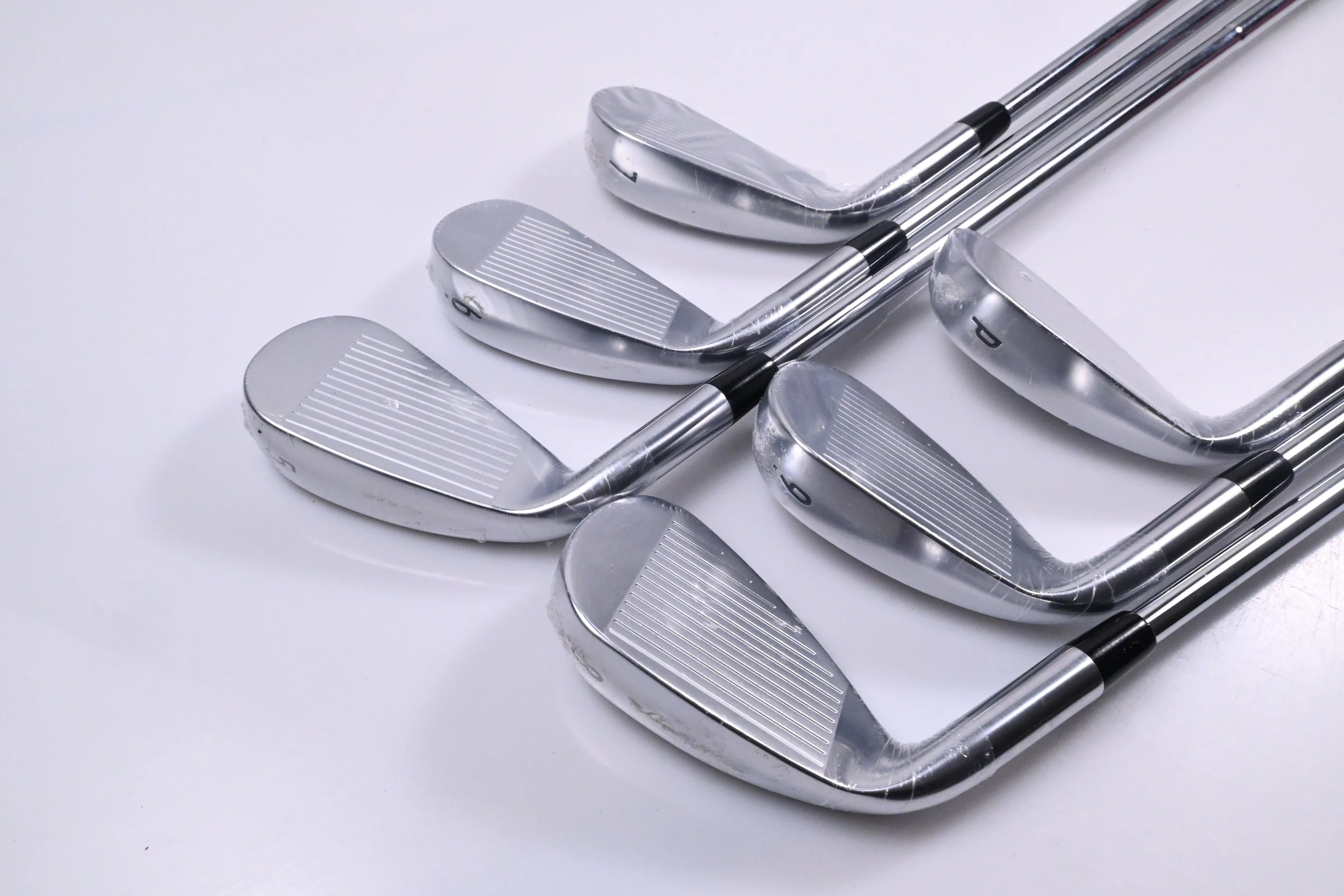 Callaway Quantum Max OS Irons / 5-PW / Regular Flex True Temper Elevate 85 - Image 4