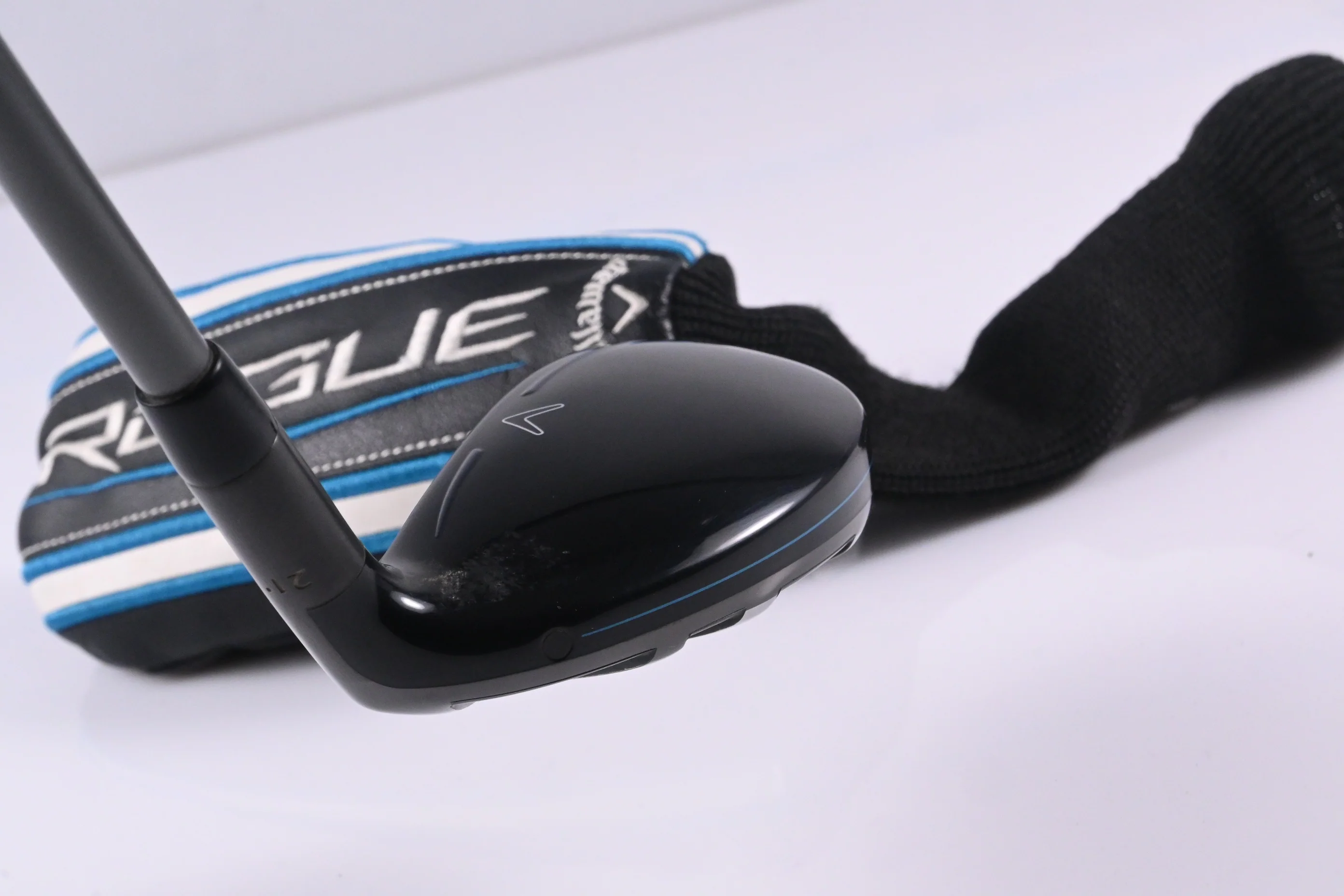 Callaway Rogue #4 Hybrid / 21 Degree / Senior Flex Aldila Synergy Blue 60 Shaft - Image 5