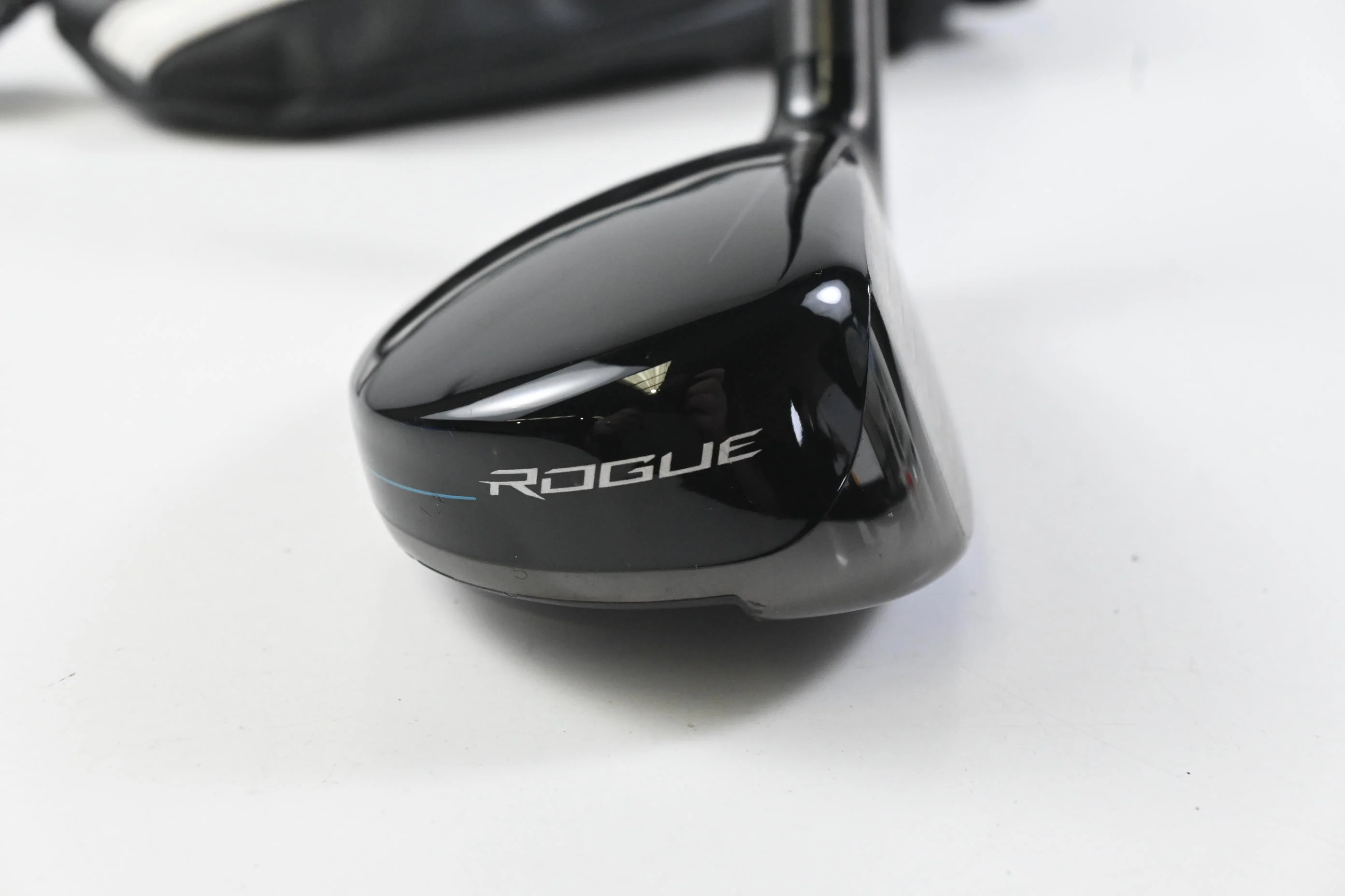 Callaway Rogue #4 Hybrid / 21 Degree / Regular Flex Fujikura Air Speeder 50 Shaft - Image 3
