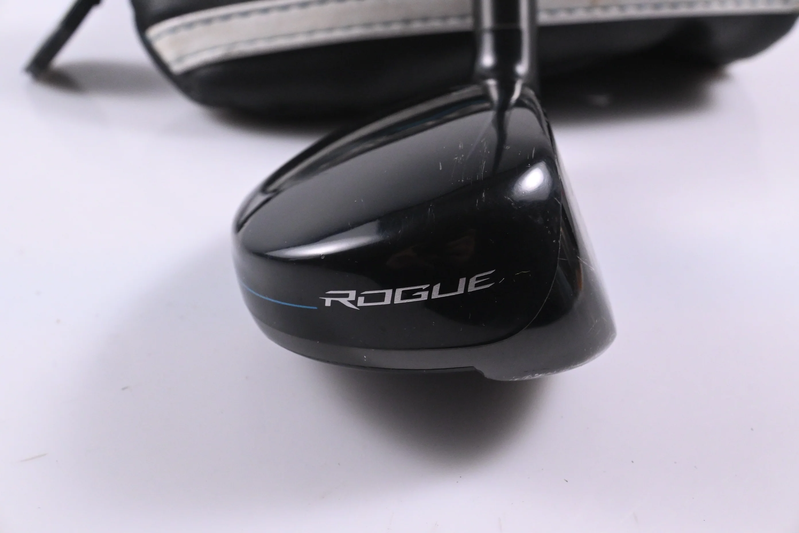 Callaway Rogue #4 Hybrid / 21 Degree / Regular Flex Aldila Synergy 60 Shaft - Image 3