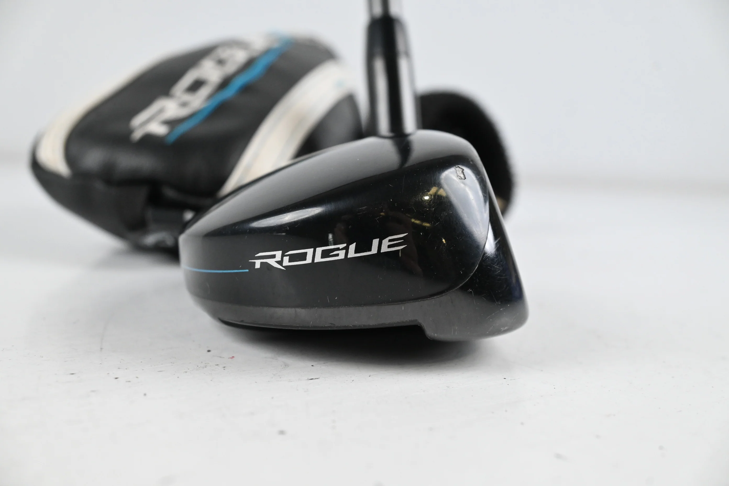 Callaway Rogue #3 Hybrid / 19 Degree / Regular Flex Aldila Synergy 60 Shaft - Image 3