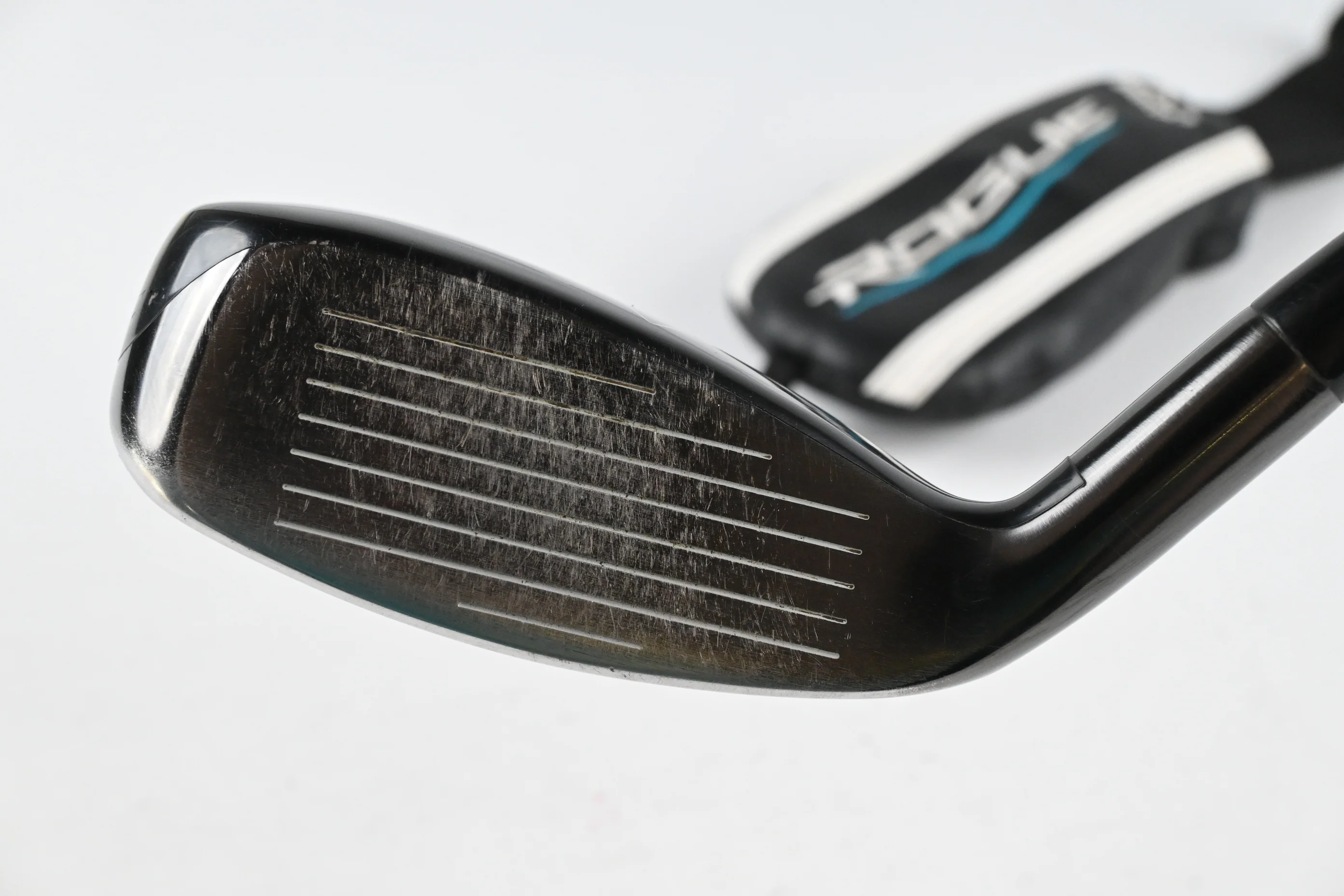 Callaway Rogue #4 Hybrid / 21 Degree / Regular Flex Aldila Synergy 60 Shaft - Image 4