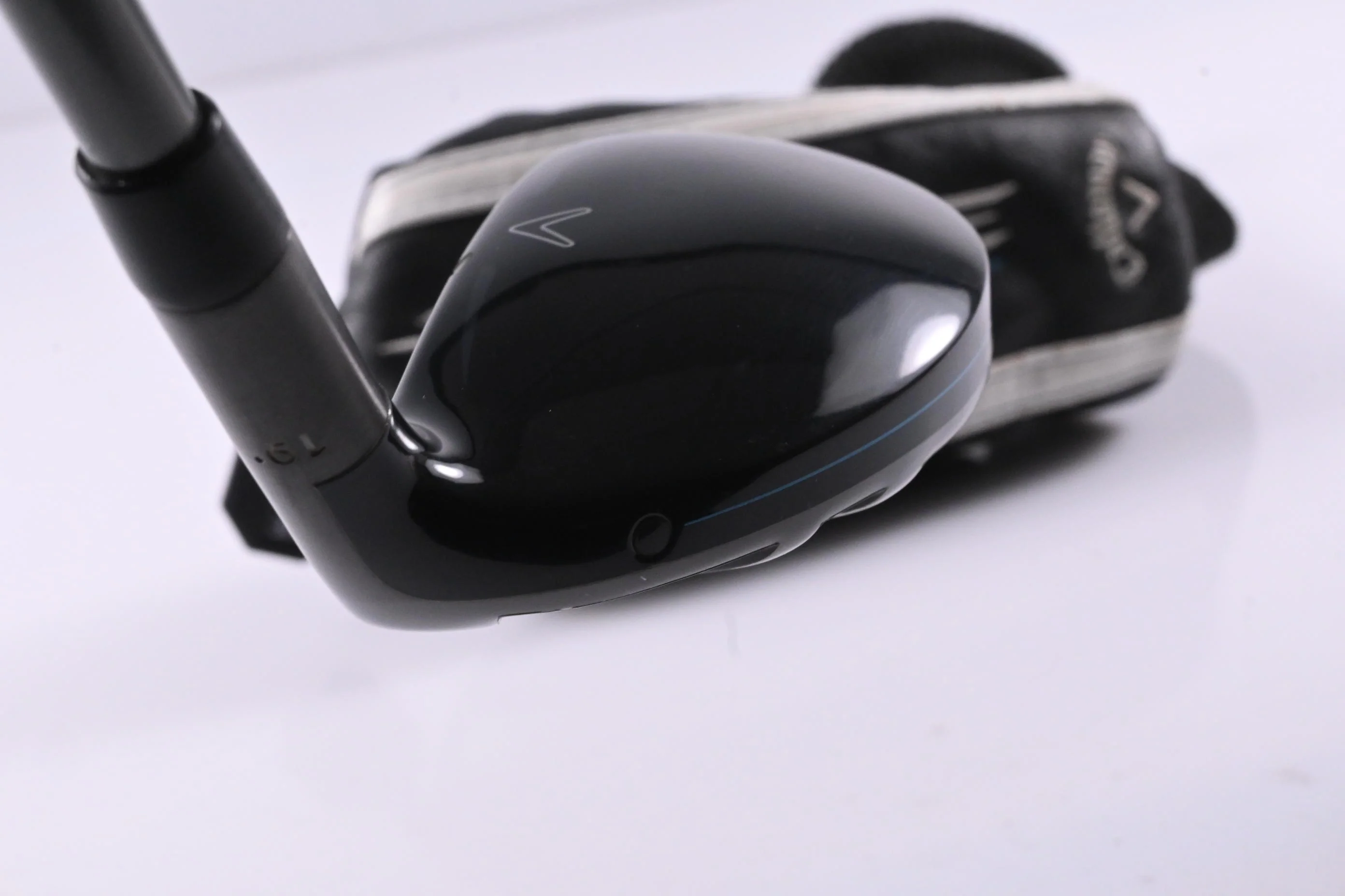 Callaway Rogue #3 Hybrid / 19 Degree / Regular Flex Aldila Synergy 60 Shaft - Image 5