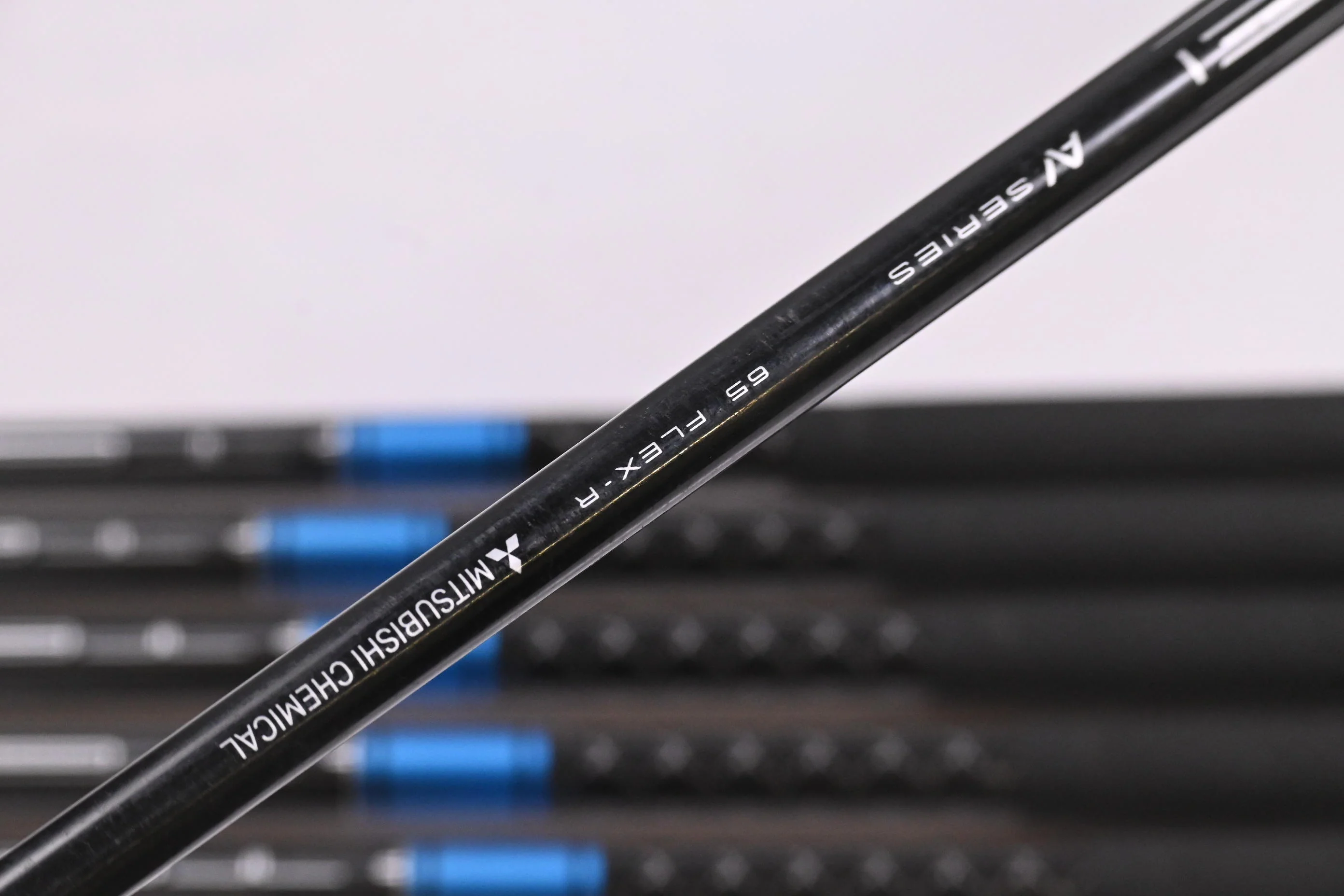 Callaway Rogue ST Max OS Irons / 6-PW+SW / Regular Flex Tensei AV Blue 65 Shafts - Image 5