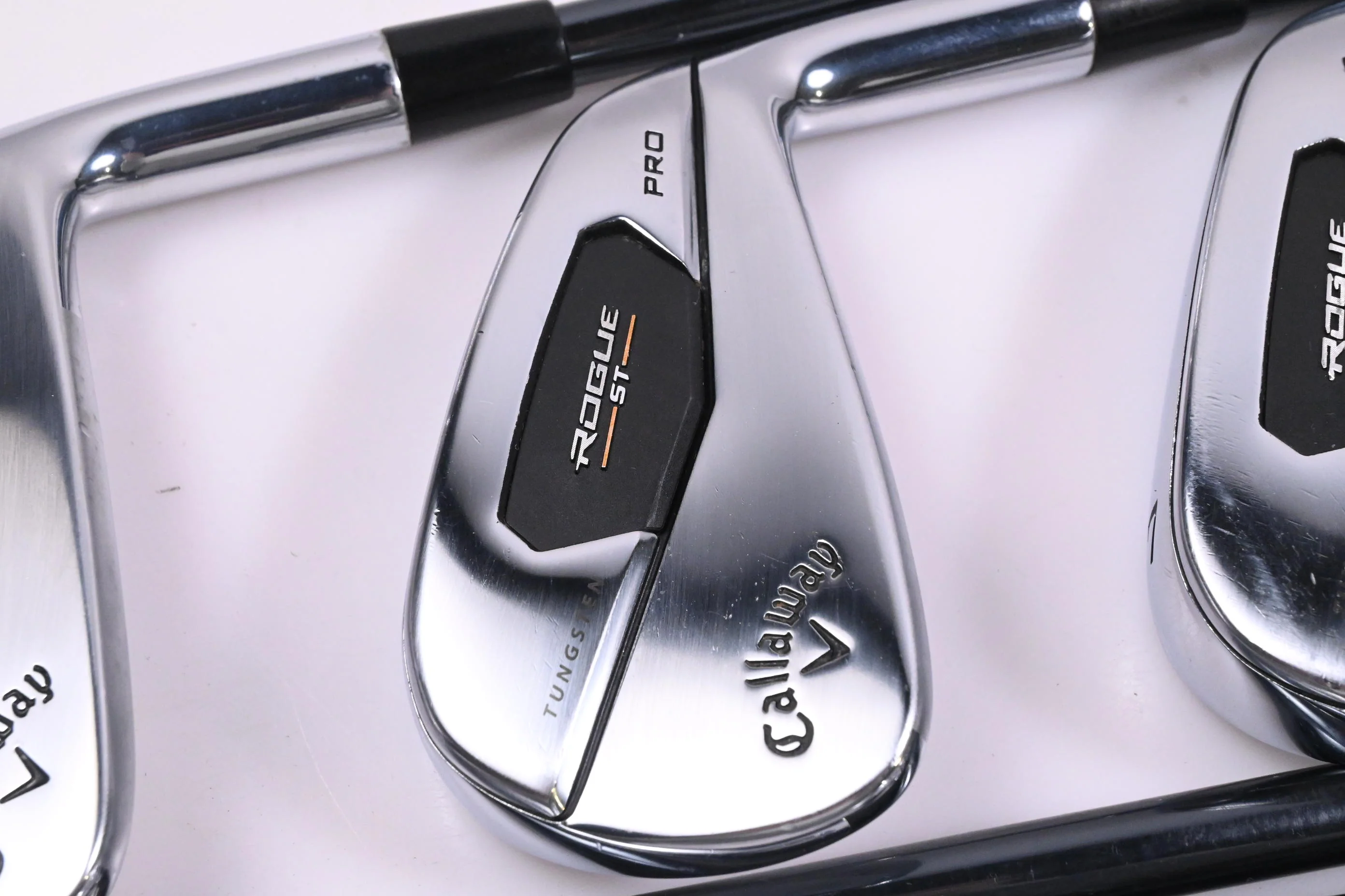 Callaway Rogue ST Pro Irons / 5-PW+GW / Stiff Flex UST Recoil Dart 75 Shafts