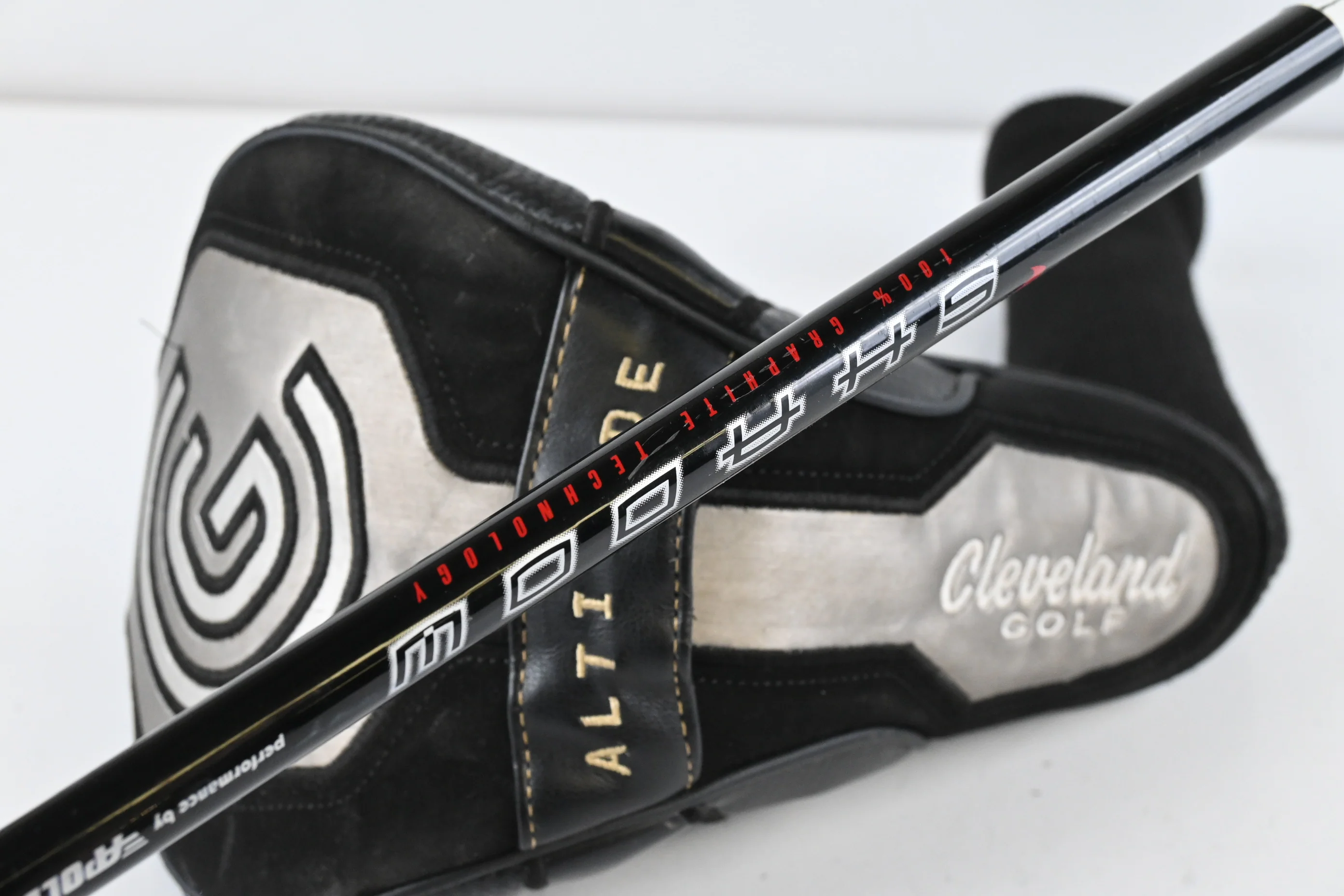 Cleveland 588 Altitude Driver / 9 Degree / Regular Flex Apollo Shadow Shaft - Image 6